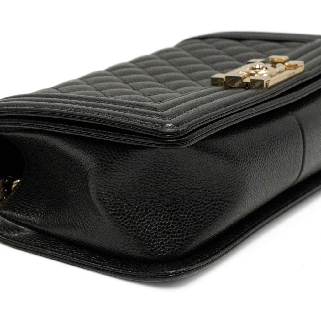 Chanel 'Medium Boy' Bag