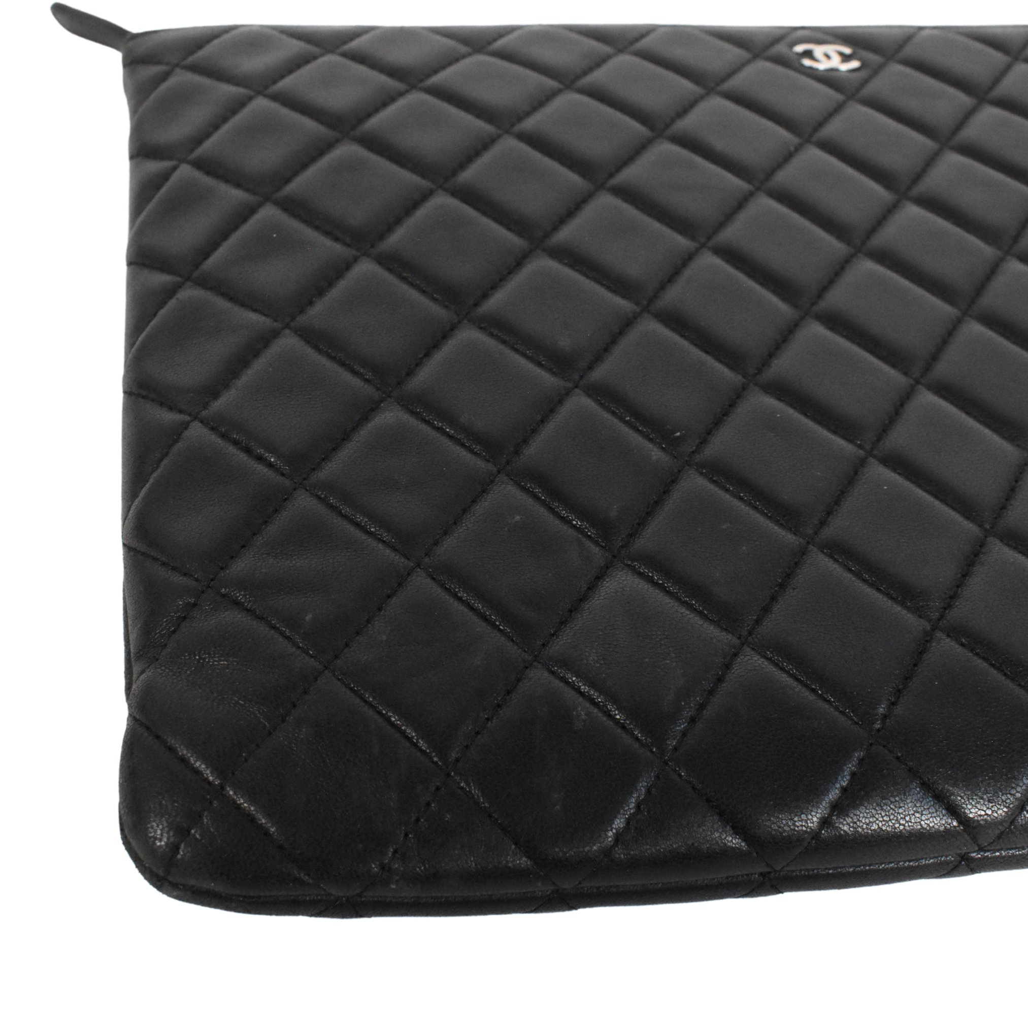 Chanel 'O Case' Zip Pouch