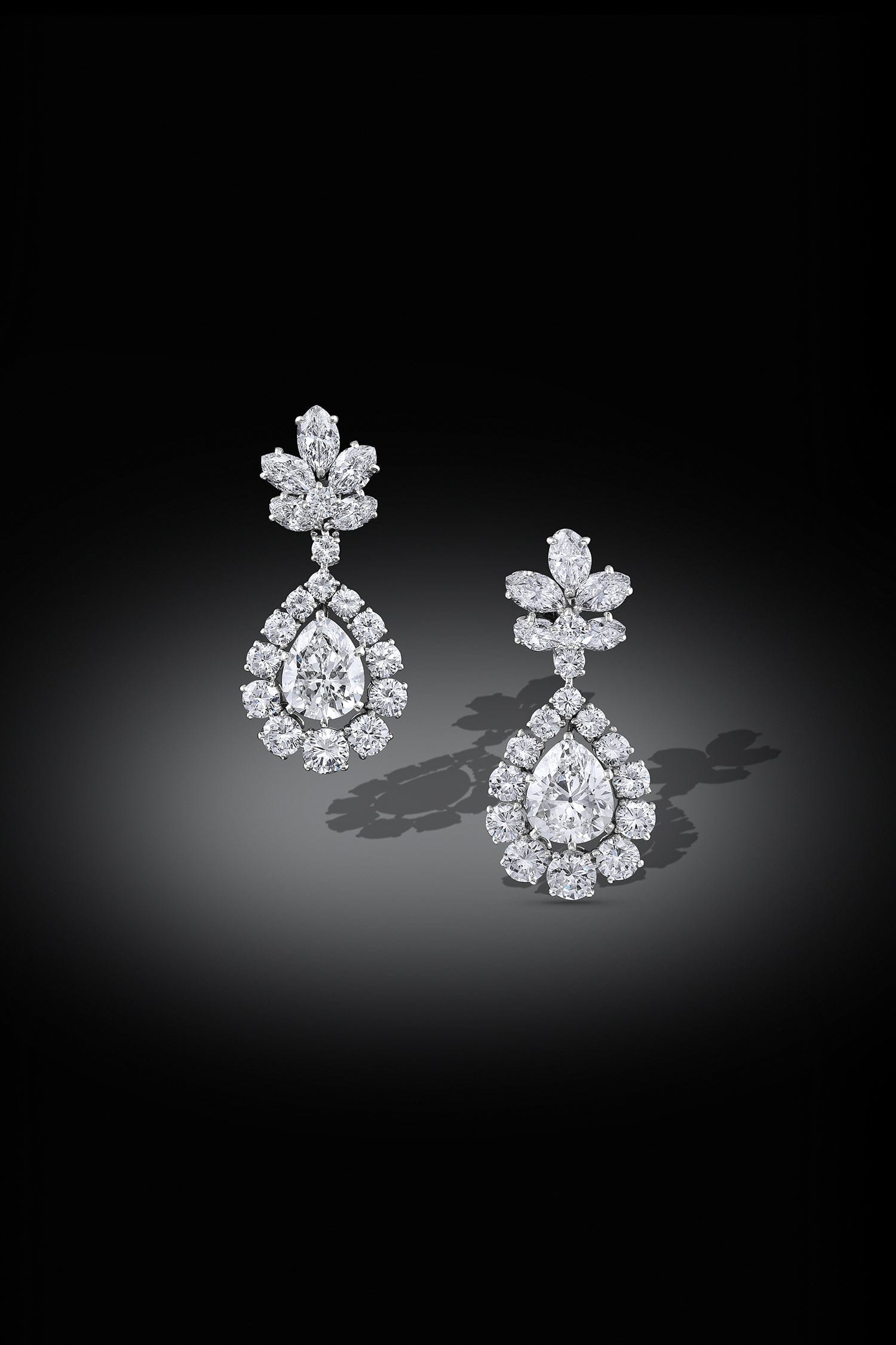 "Bulgari" Diamant-Ohrhänger aus Platin – Nachlass