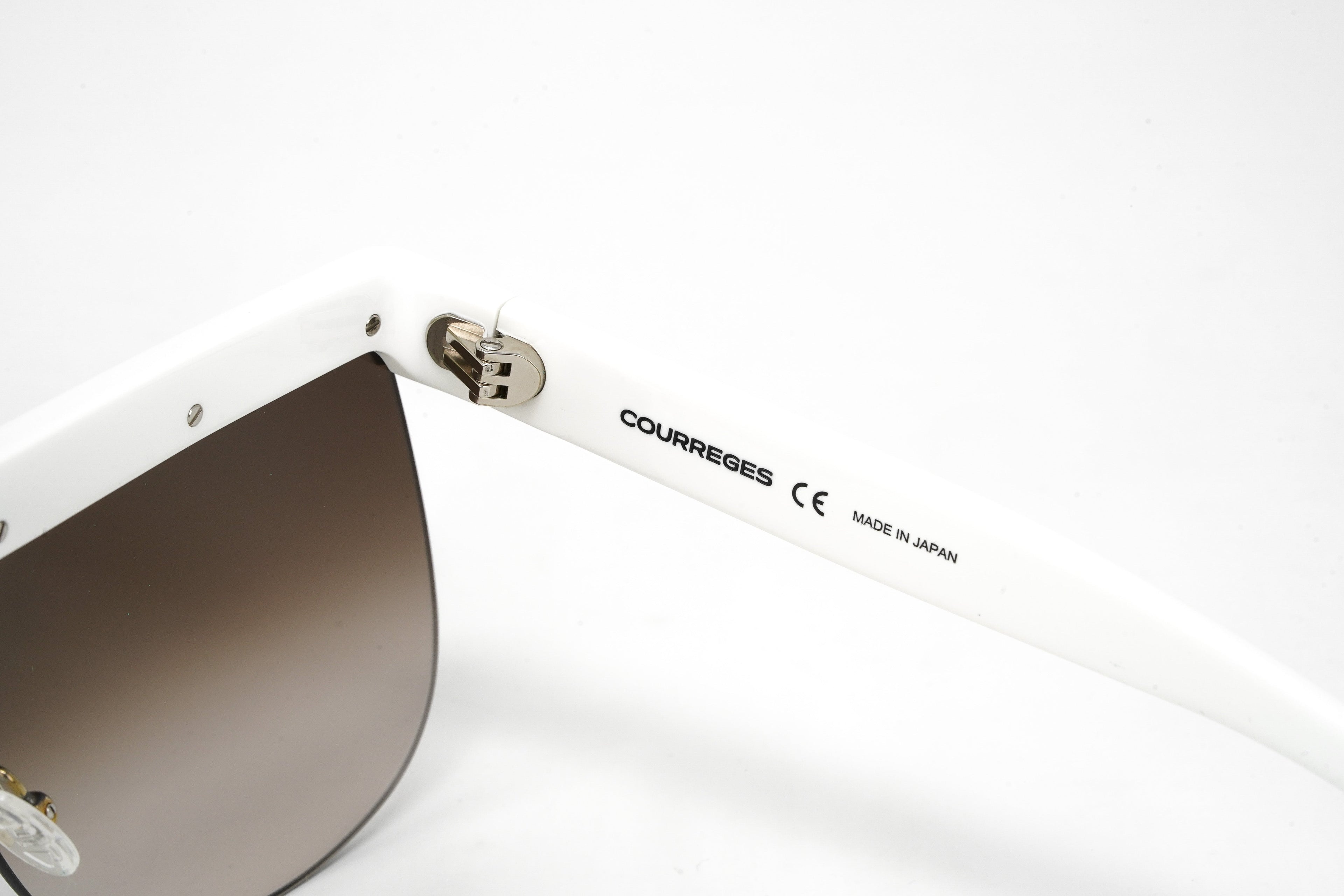 Courrèges Women's Sunglasses Oversized Flat Top White