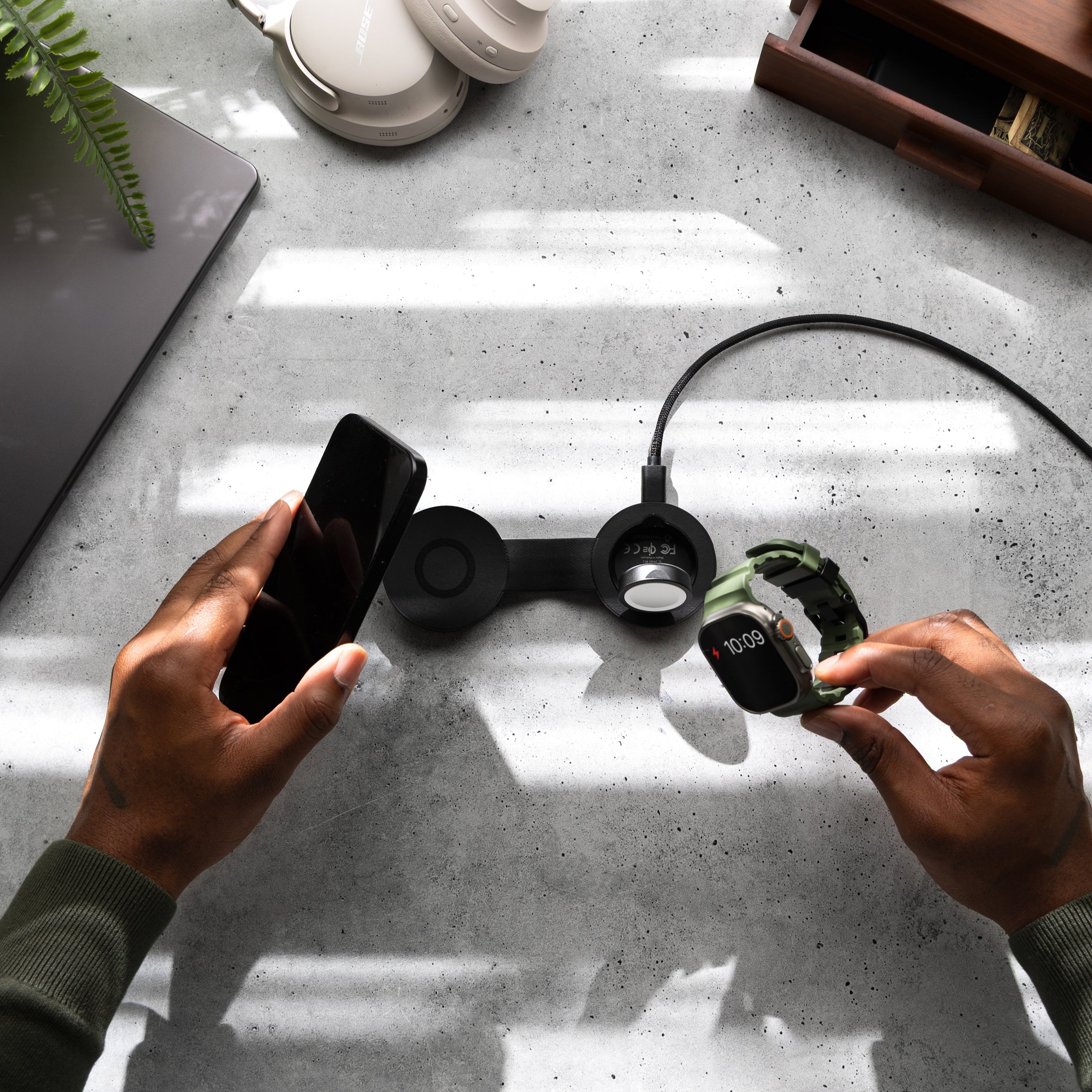 ButterFly SE 2-in-1 Qi2 Charger