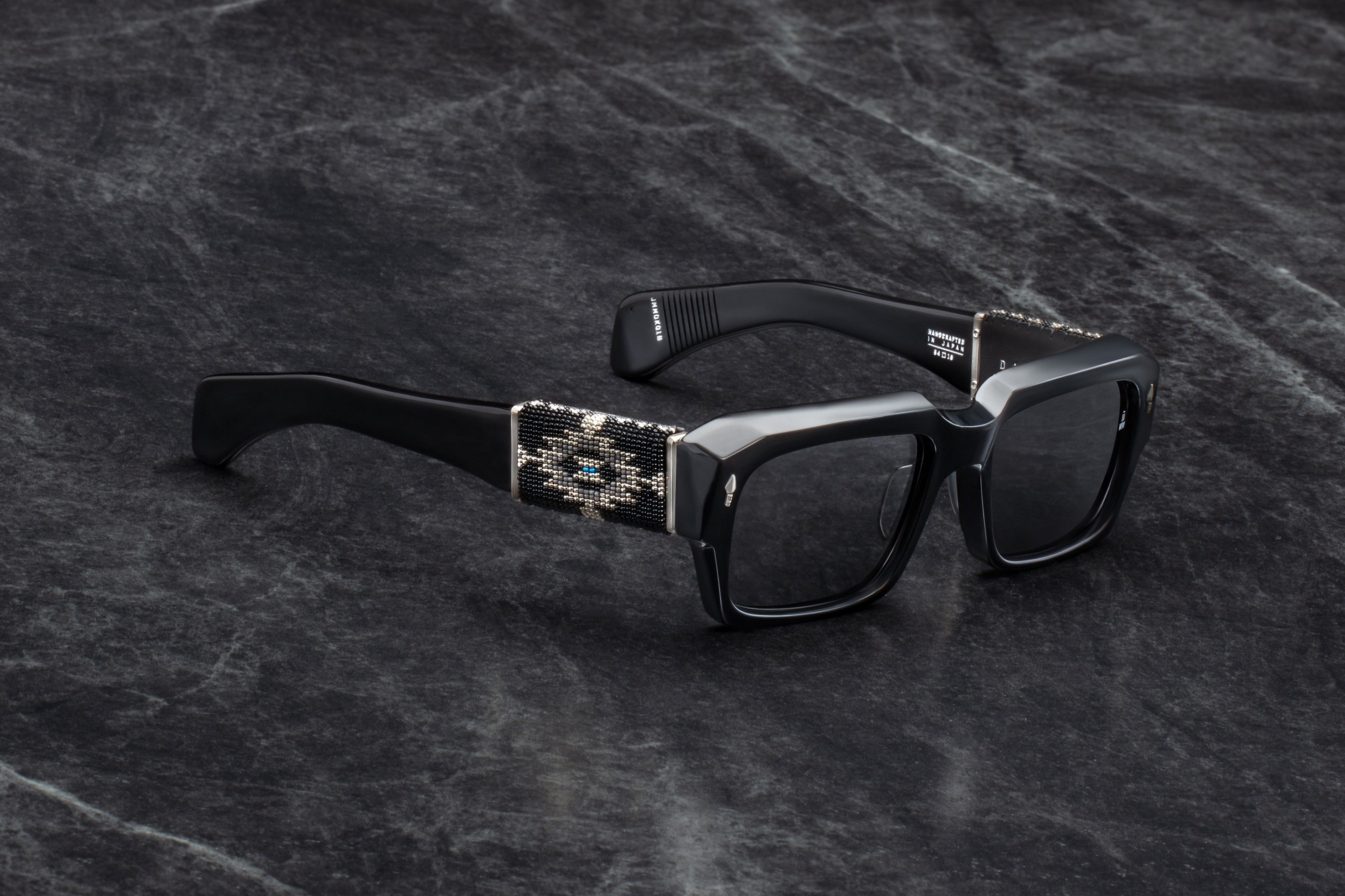 BEADED EDITIONS: DAKOTA
