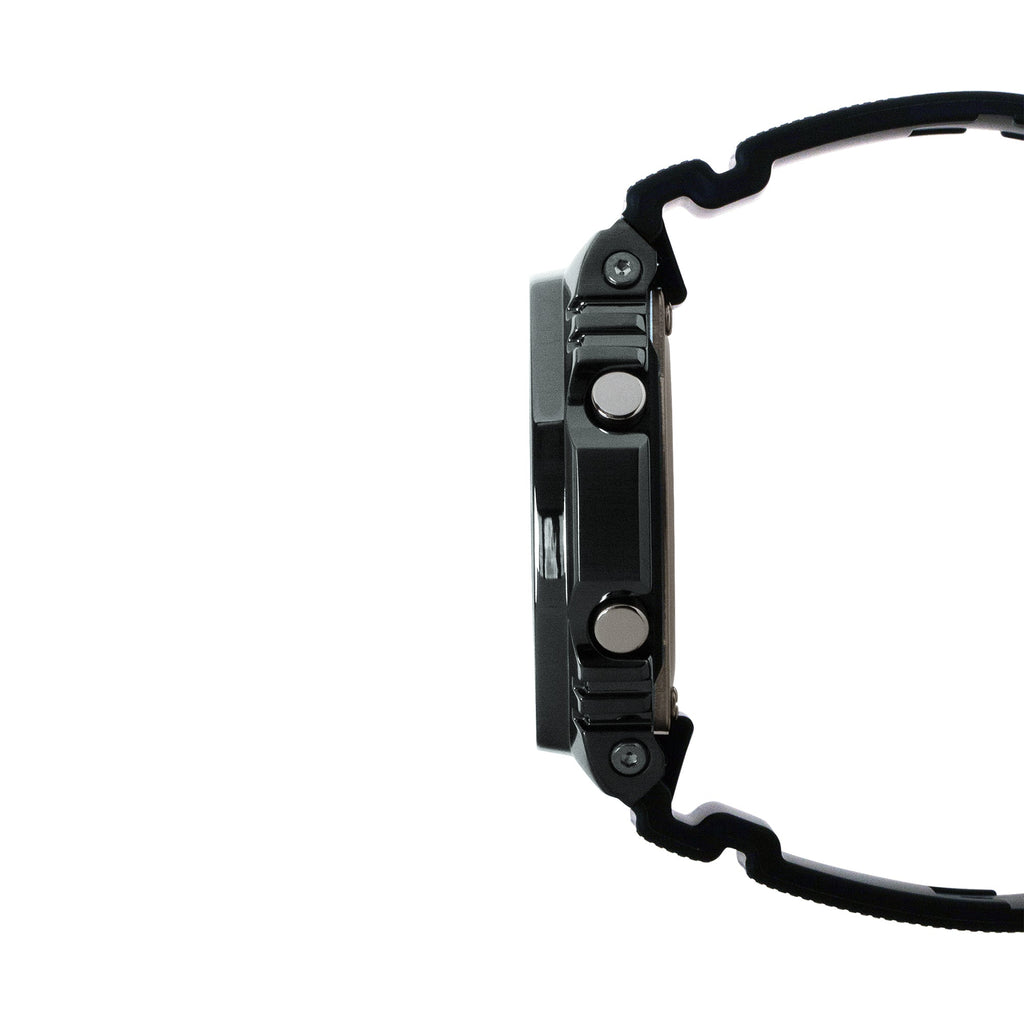 GM-2100BB-1A Quartz G Steel Stainless Steel / Resin Black
