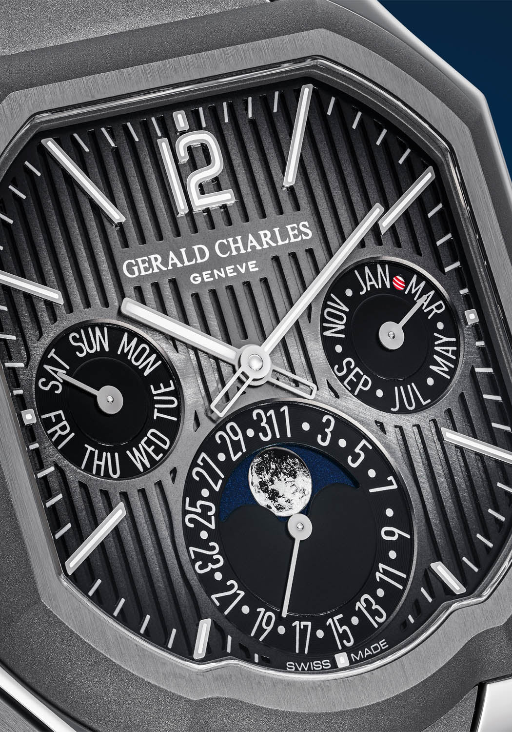 Masterlink Perpetual Calendar Flumé Dial