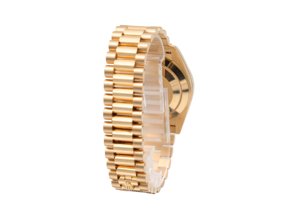 Rolex - Day-Date 40mm – Champagne Baguette – 228238 – 2024