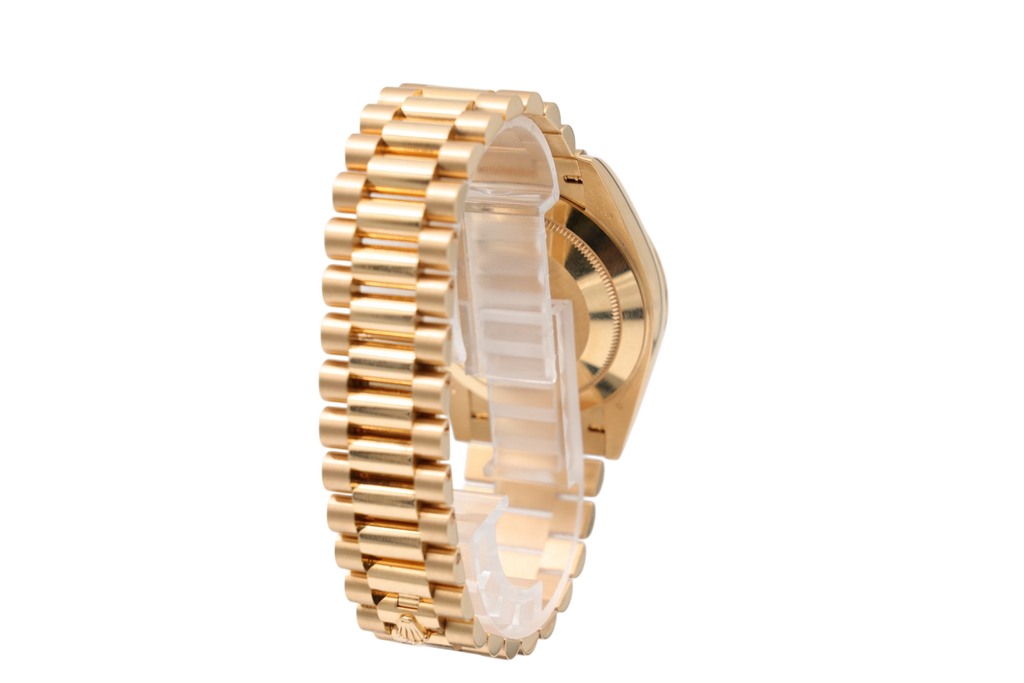 Rolex - Day-Date 40mm – Champagne Baguette – 228238 – 2024