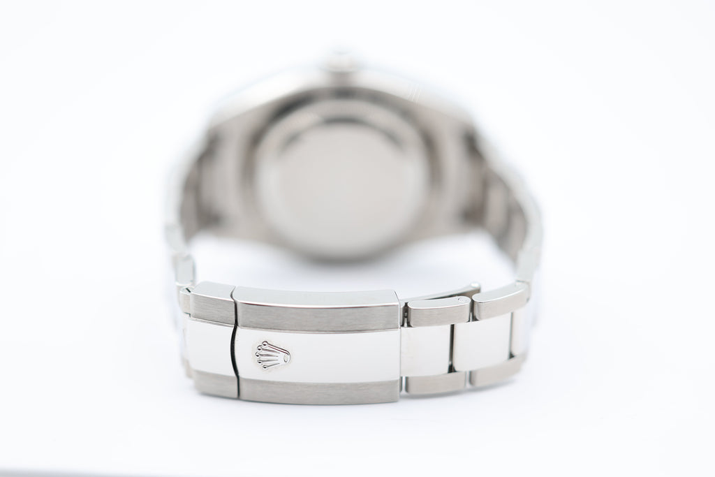 Rolex - Milgauss - Black Dial - 116400GV - 2021