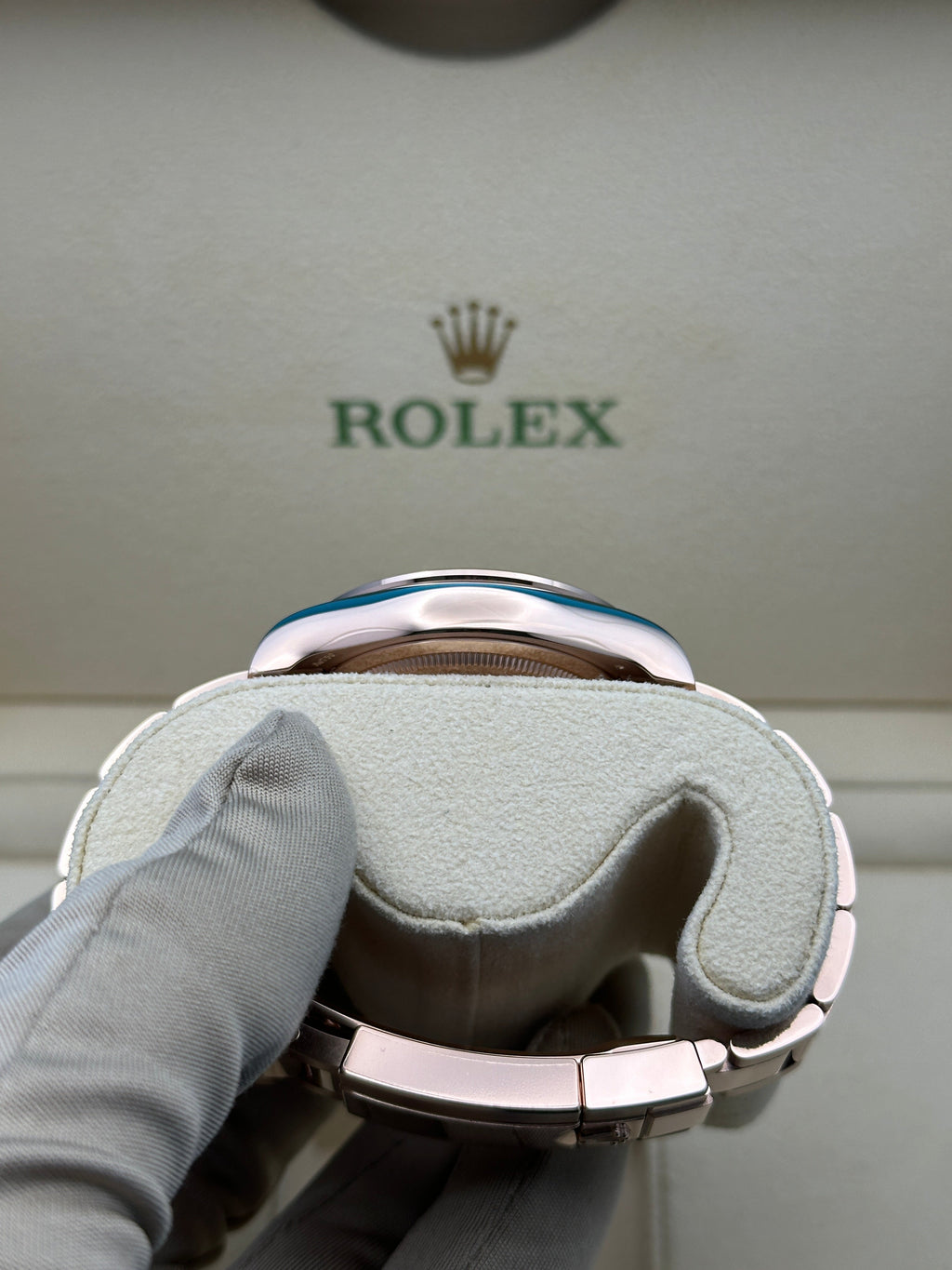 Rolex Everose Gold Cosmograph Daytona Watch - Fixed Bezel - Black And Sundust Index Dial