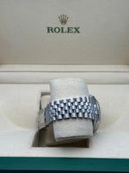 Rolex Steel Datejust 36  - Silver Index Dial - Jubilee Bracelet - 126200 sij