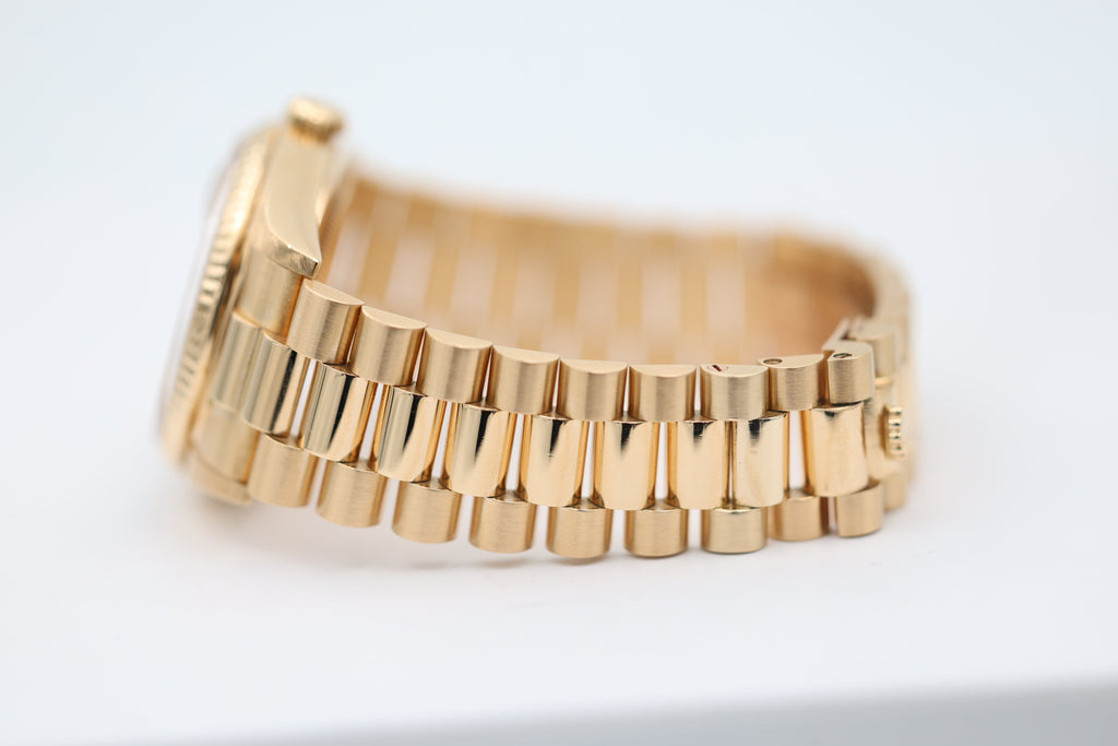 Rolex - Day-Date - Champagne Dial - 18238 - 1990