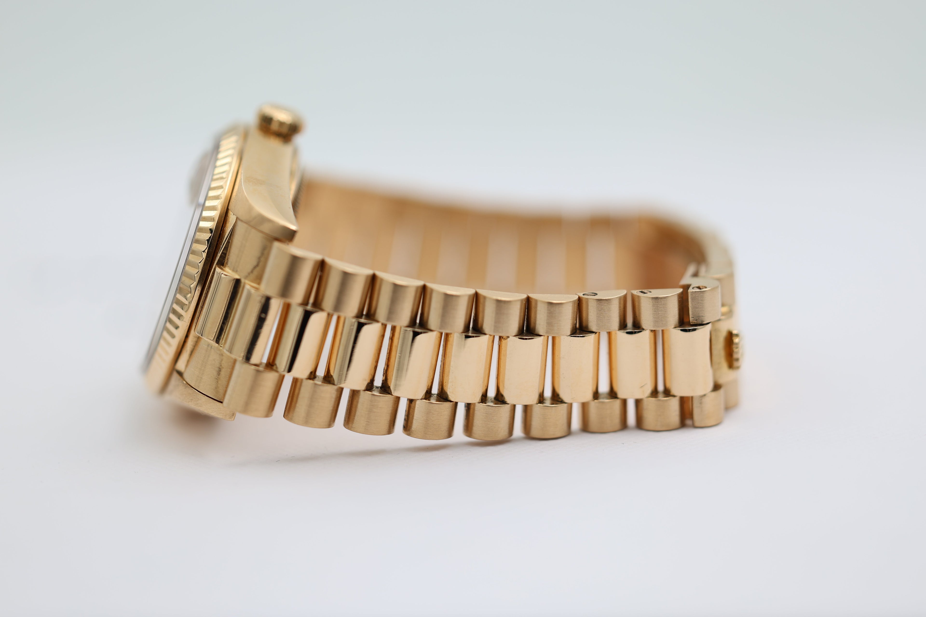 Rolex - Day-Date - Champagne Dial - 18038 - 1984