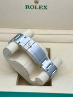 Rolex Oyster Perpetual Explorer II  - Oystersteel - White Dial - Oyster Bracelet -  226570 w