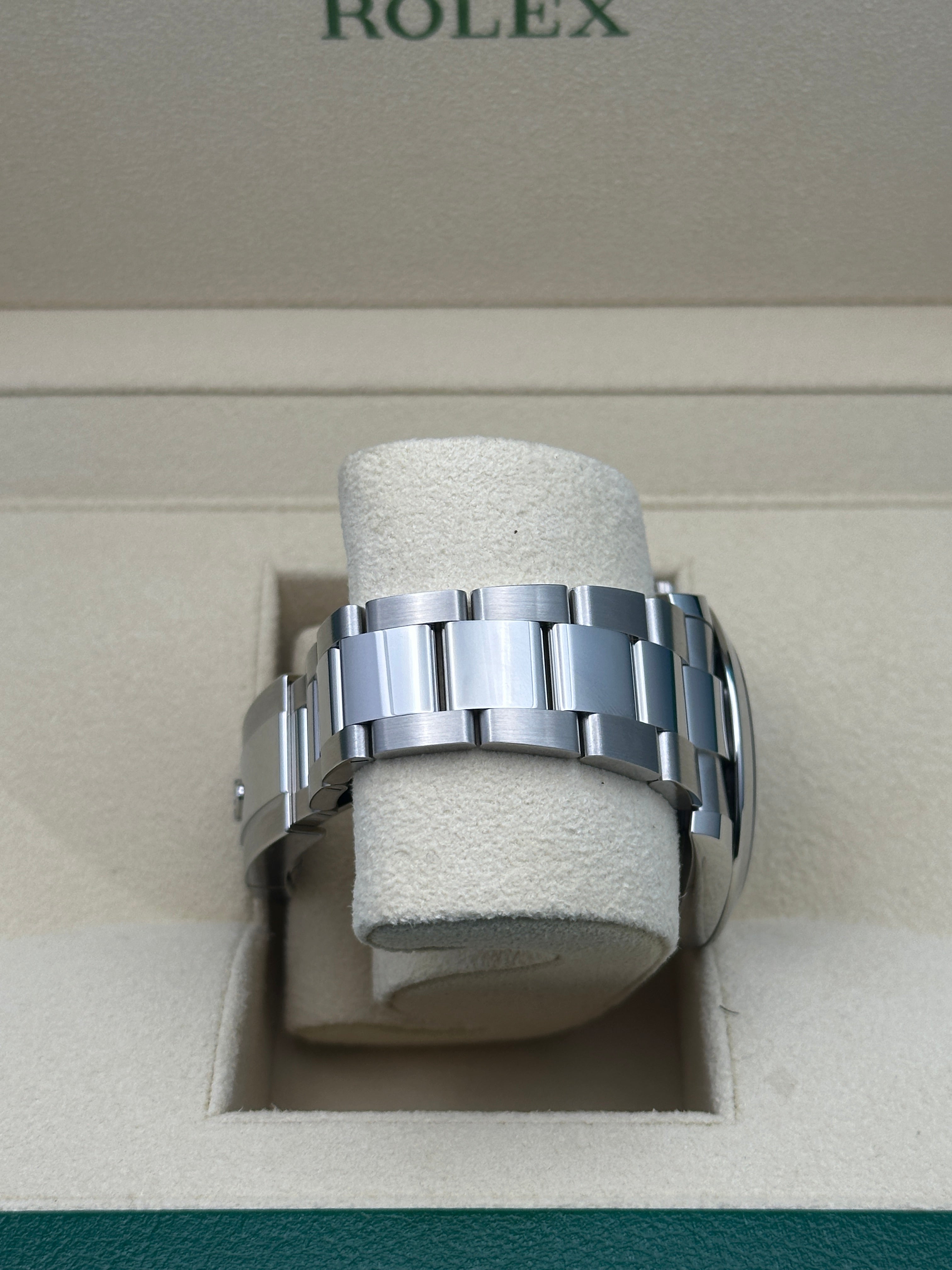 Rolex Steel Datejust 41  - Smooth Bezel - Slate Green Roman Dial - Oyster Bracelet - 126300 slgro