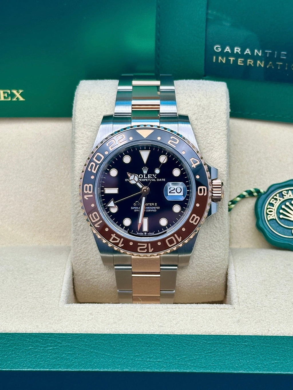 Rolex Everose Rolesor GMT-Master II 40 Watch - Black And Brown Root Beer Bezel