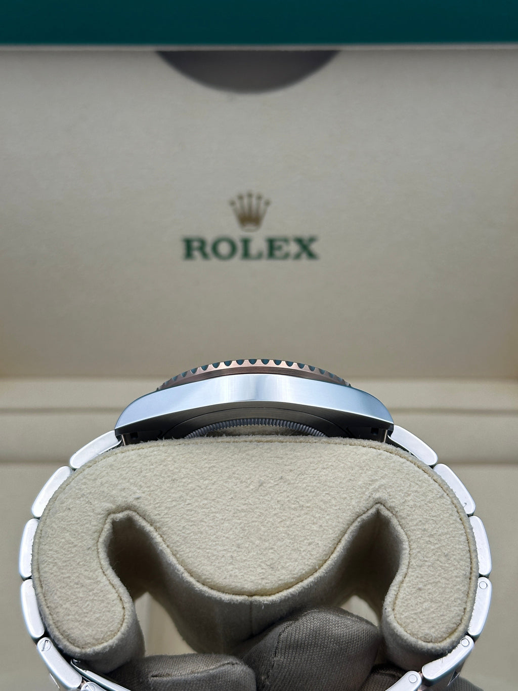 Rolex Everose Rolesor GMT-Master II 40 Watch - Black And Brown Root Beer Bezel