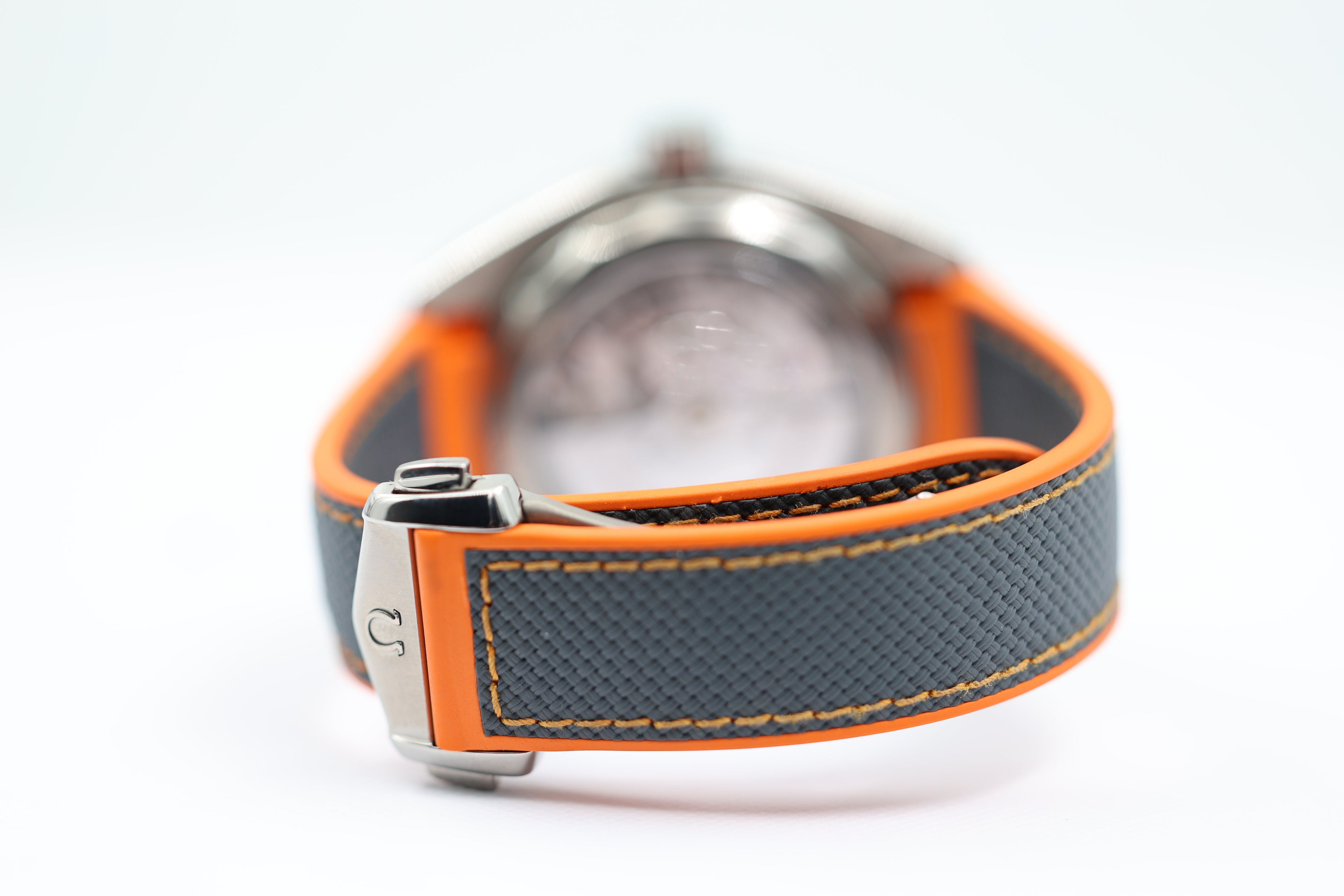Omega - Seamaster Planet Ocean - Grey Dial - 215.92.44.21.99.001 - Circa 2018