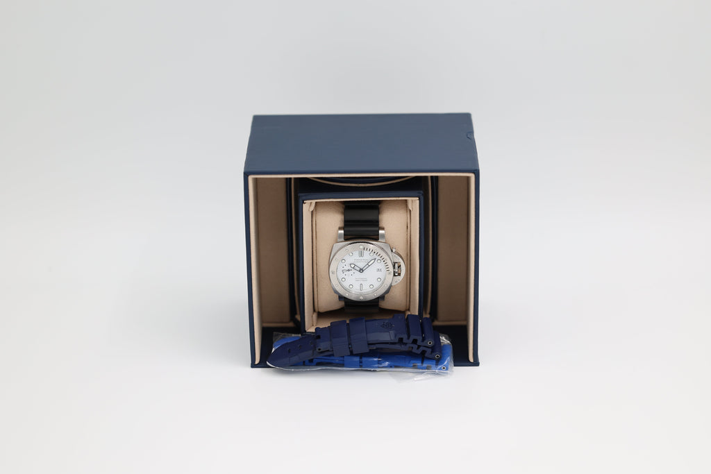 Panerai - Submersible - White Dial - PAM02223 - 2024