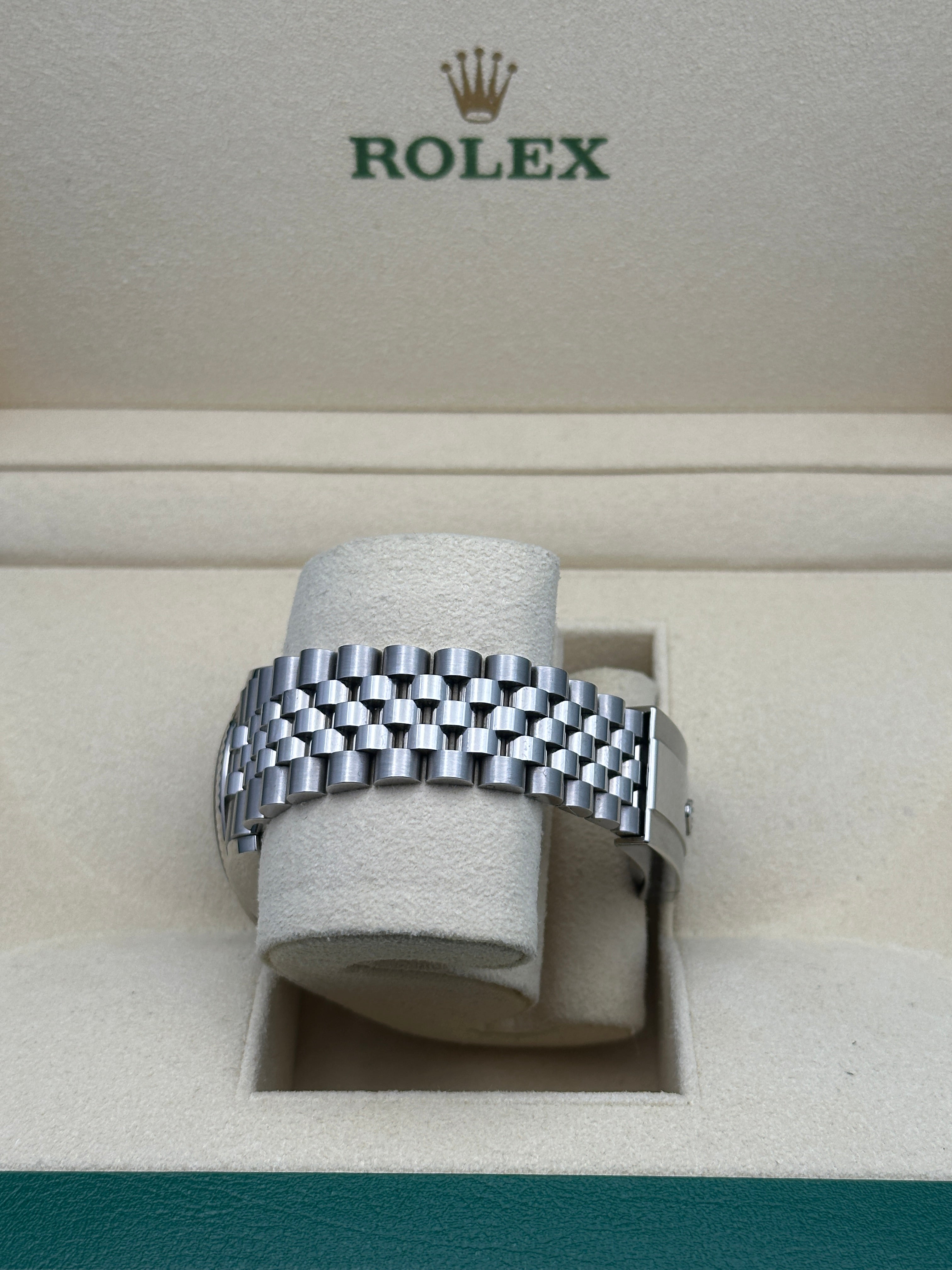 Rolex White Rolesor Datejust 36  - Slate Roman Dial - Jubilee Bracelet - 126234