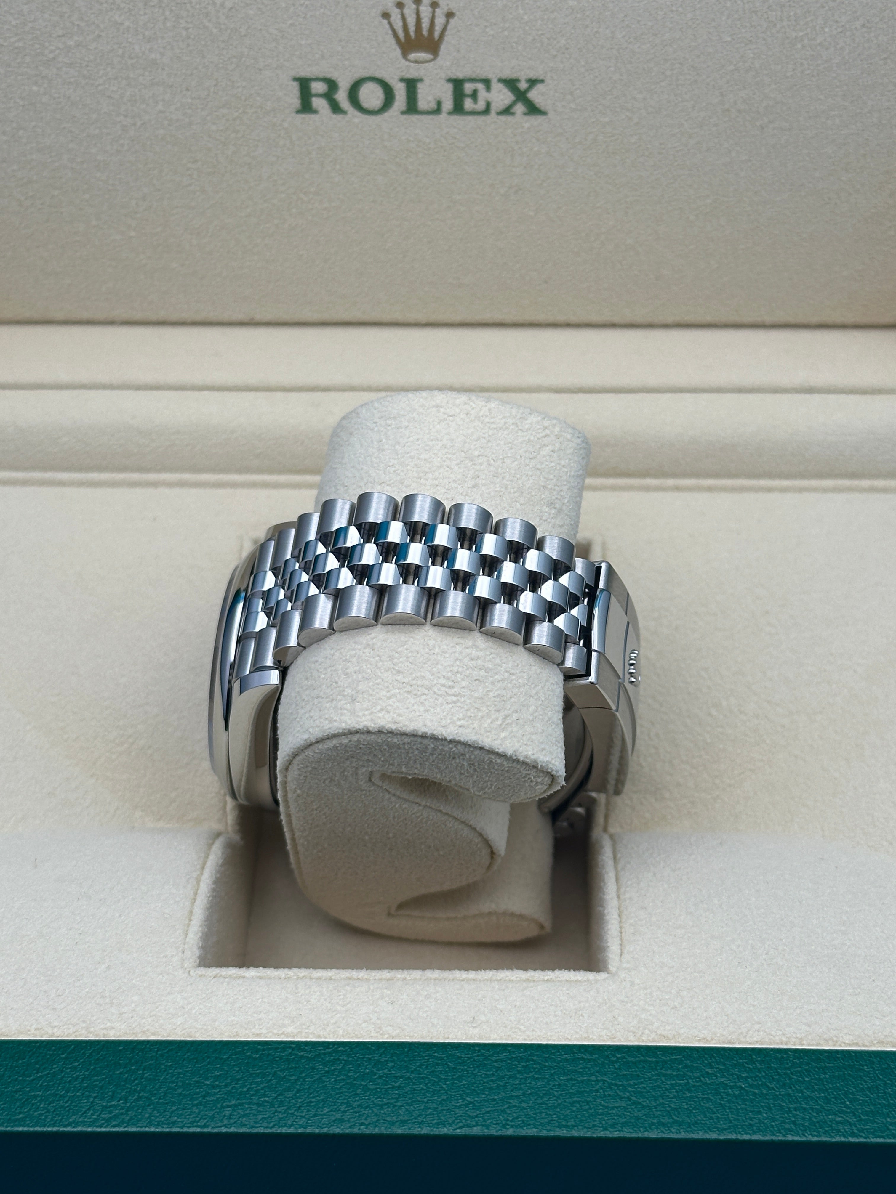 Rolex Oystersteel Datejust 36  - Mint Green Index Dial - Jubilee Bracelet - 126200Gjb
