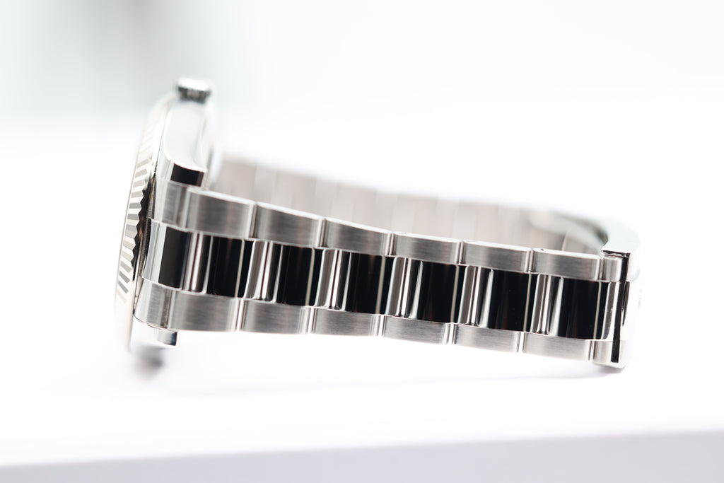 Rolex - Datejust - Blue Roman Dial - 126334