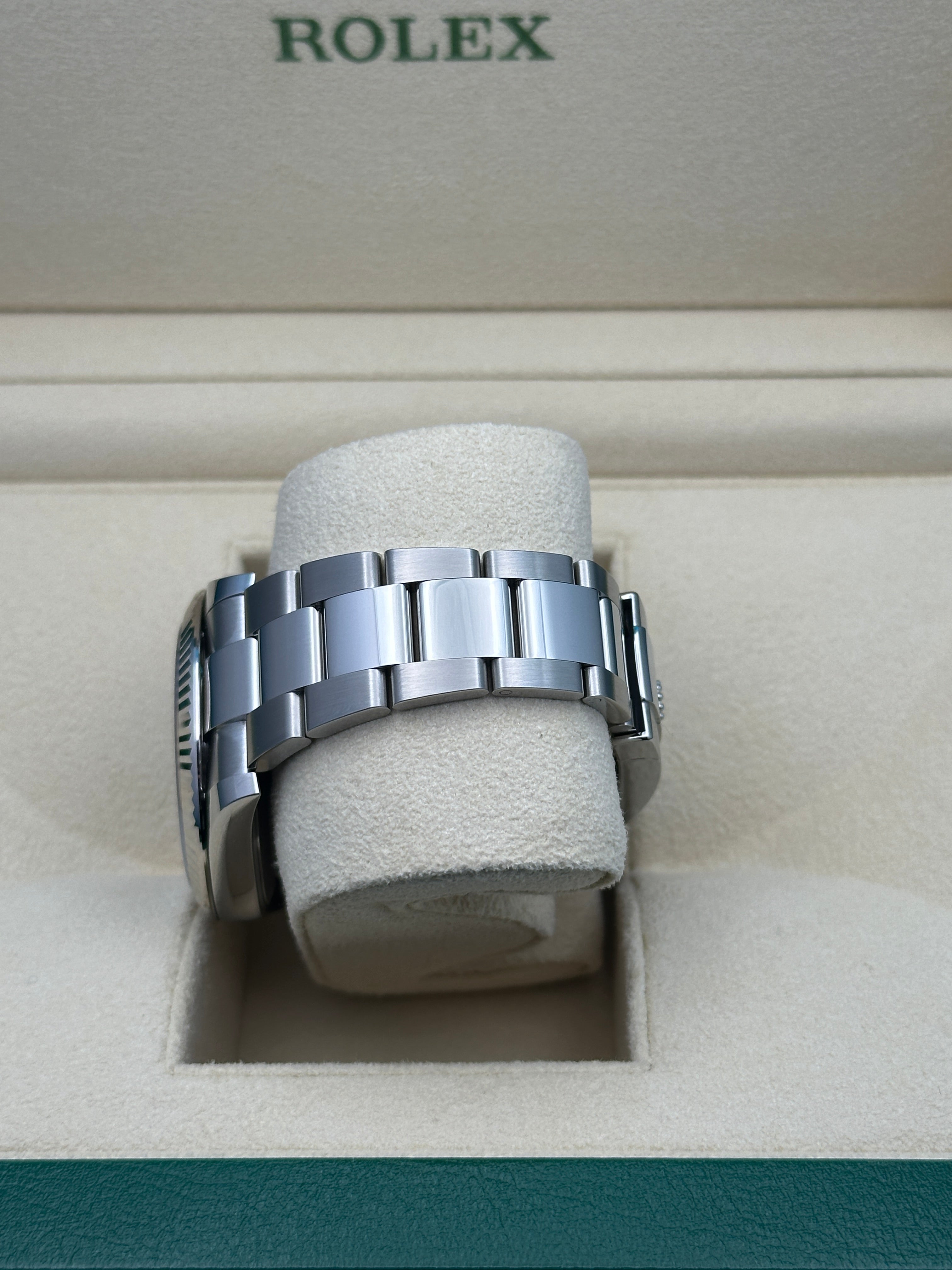 Rolex Steel and White Gold Rolesor Datejust 41  - Mint Green Index Dial - Oyster Bracelet - 126334