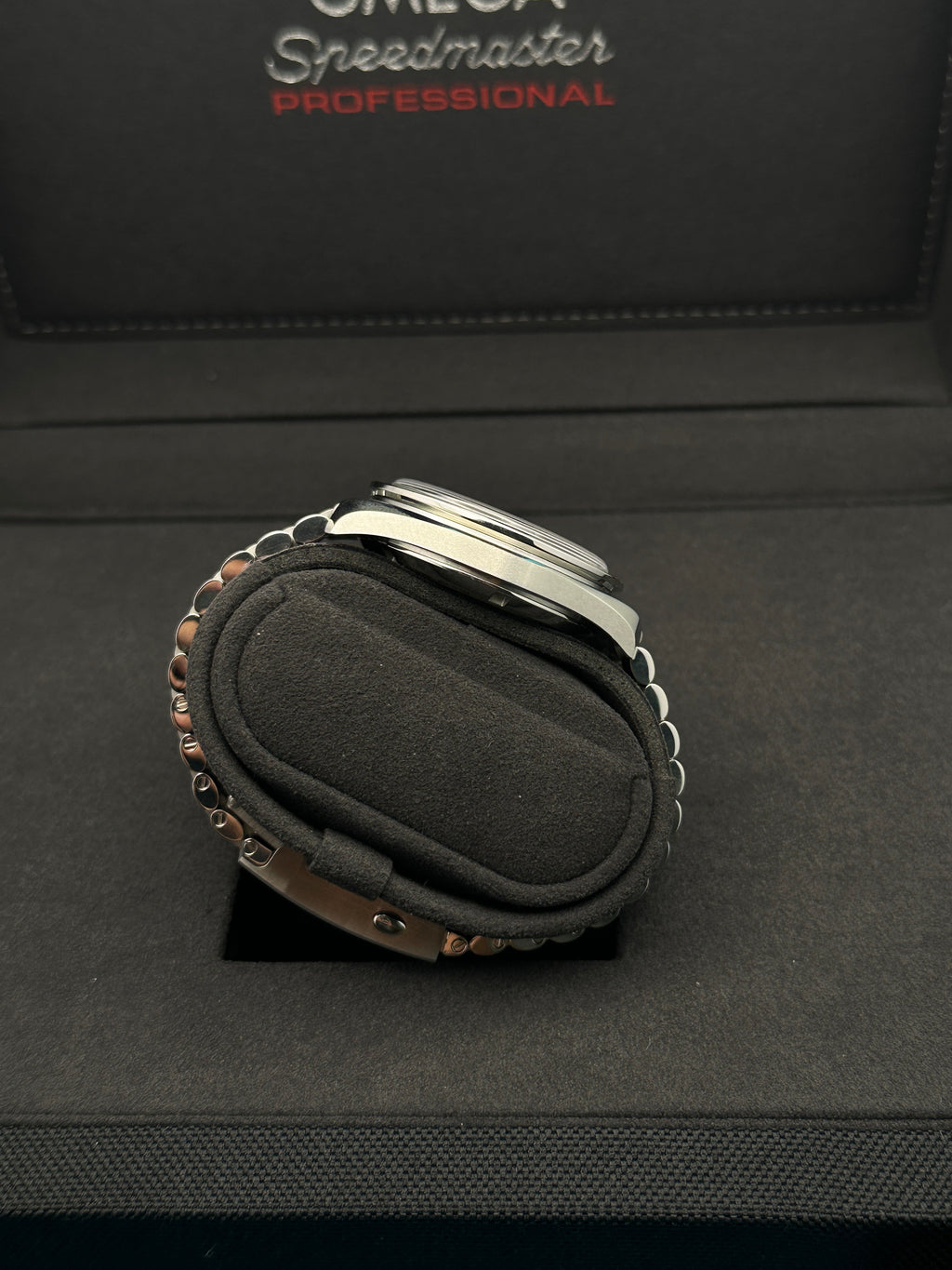 Omega Speedmaster Moon Professional Co-Axial Master Chronometer Chronograph  - 42 mm Steel Case - Black Dial - 310.30.42.50.01.002