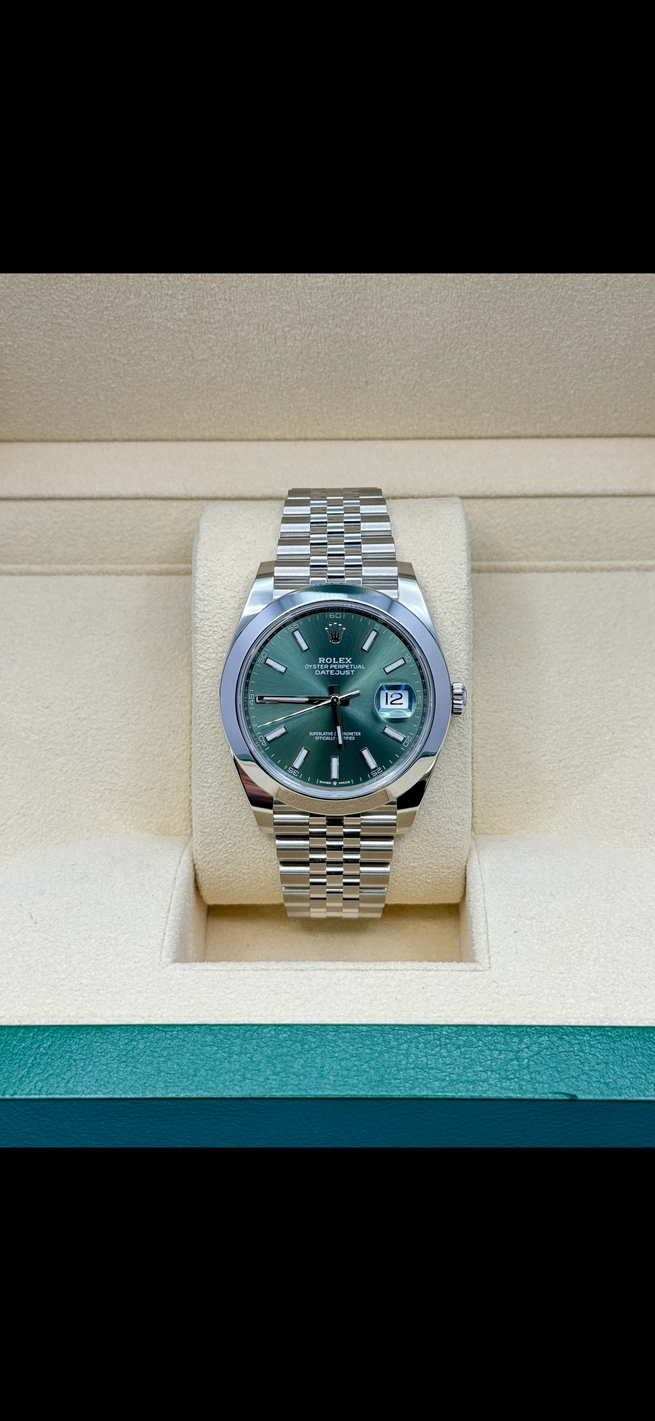 Rolex Steel Datejust 41  - Smooth Bezel - Mint Green Index Dial - Jubilee Bracelet - 126300 mgj