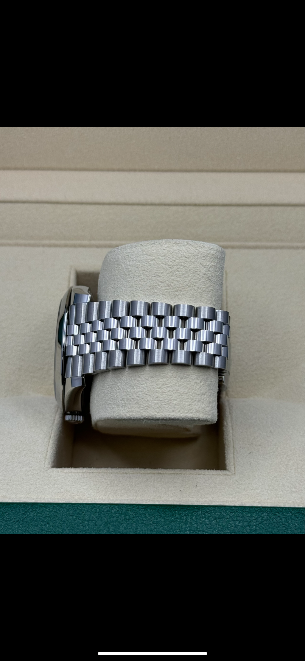 Rolex Steel Datejust 41  - Smooth Bezel - Mint Green Index Dial - Jubilee Bracelet - 126300 mgj
