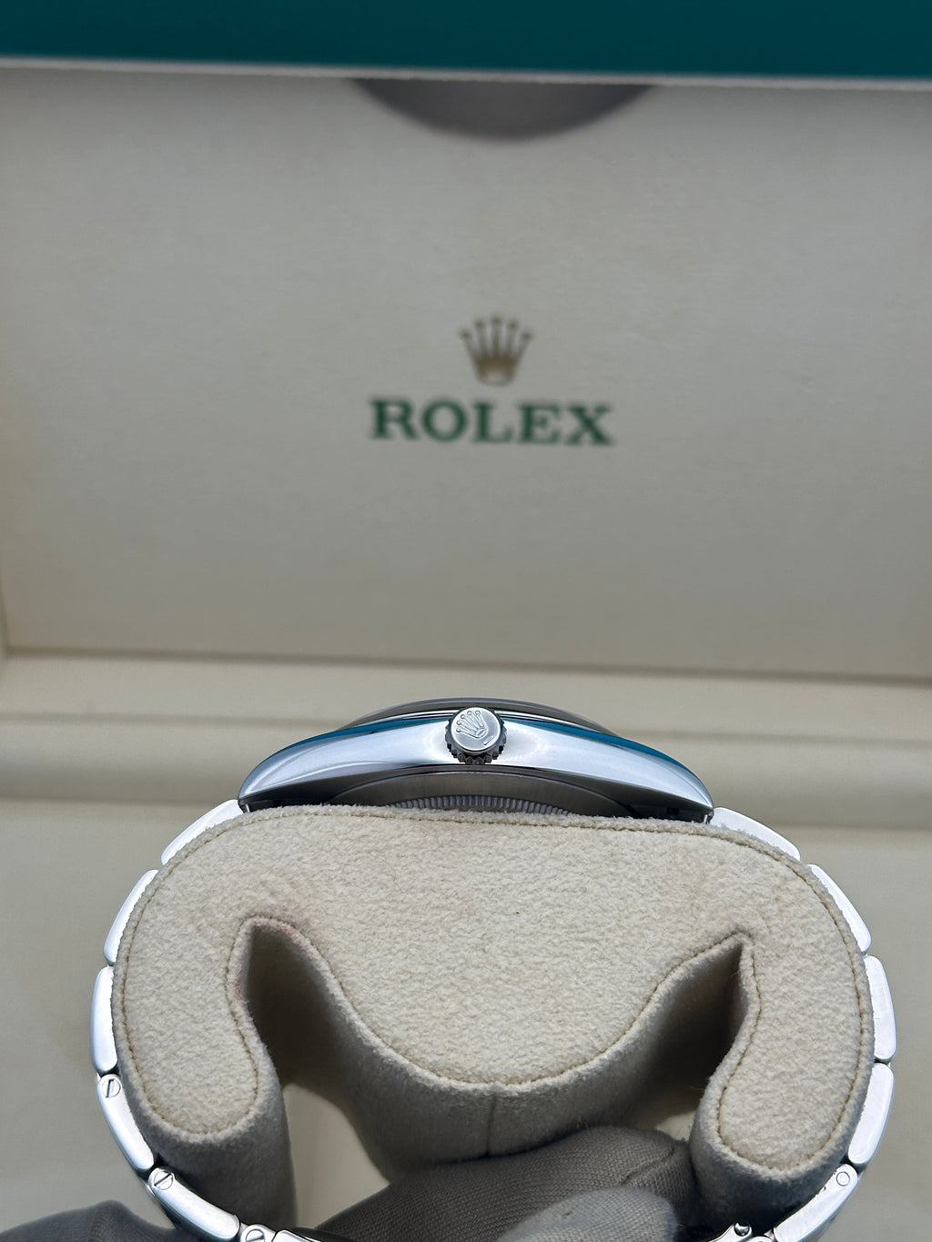 Rolex Oyster Perpetual 36  - Silver Index Dial - Oyster Bracelet - 126000 sio