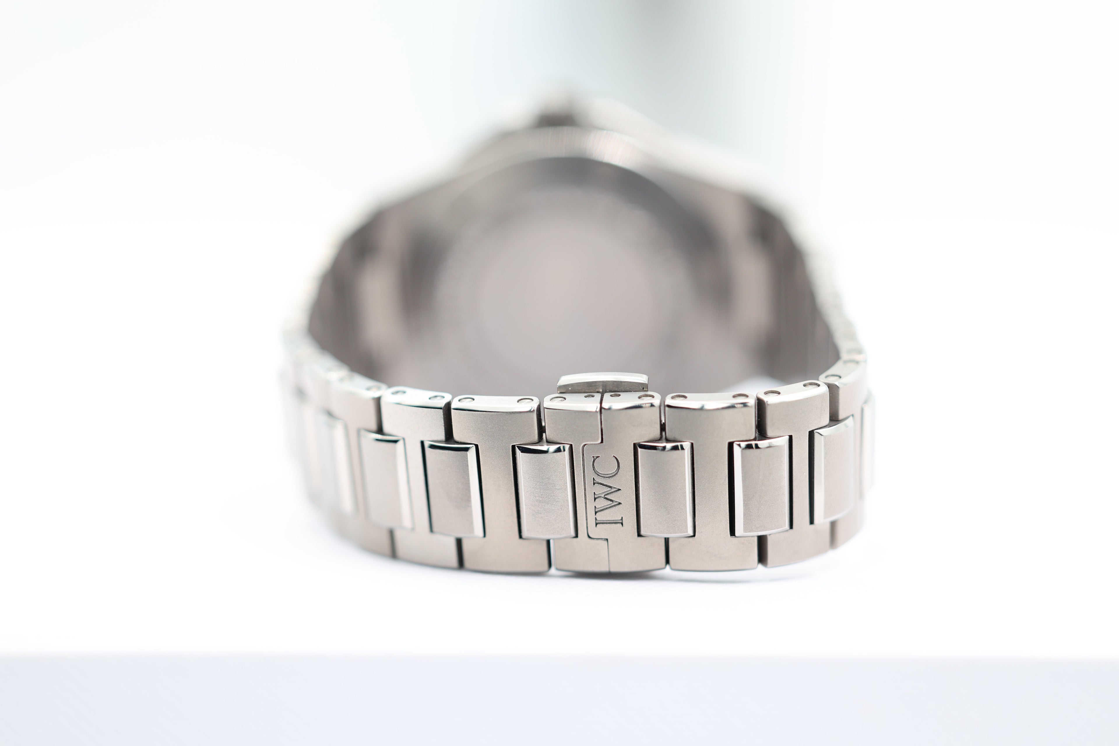 IWC - Ingenieur Automatic - Grey Dial - IW328904 - 2024