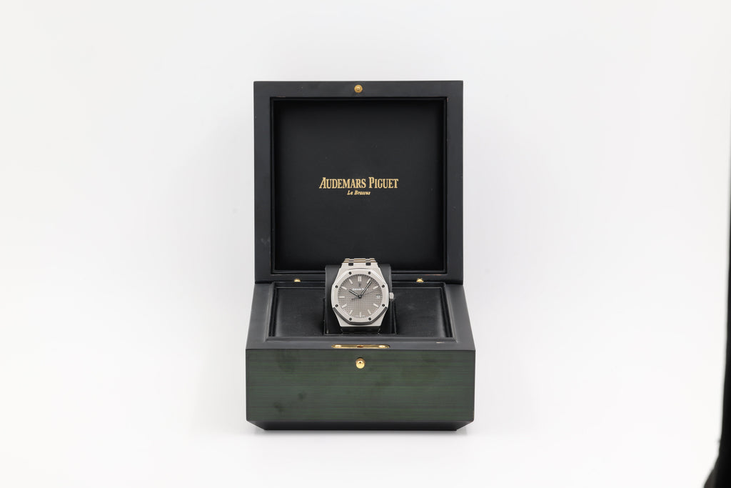 Audemars Piguet - Royal Oak - Grey Dial - 15500ST - 2020