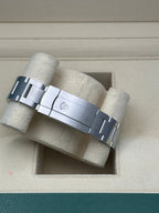 Rolex Oyster Perpetual 41  - Silver Index Dial - Oyster Bracelet - 124300 sio