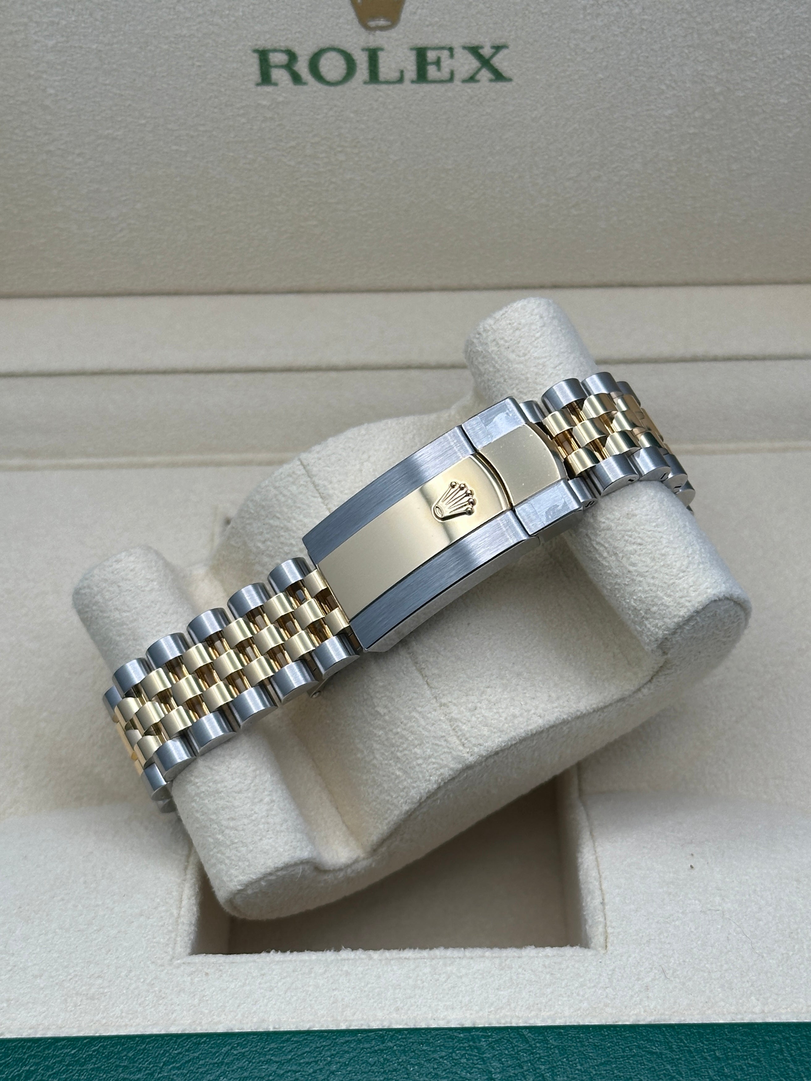 Rolex Yellow Rolesor Datejust 36  - Slate Roman Dial - Jubilee Bracelet - 126233