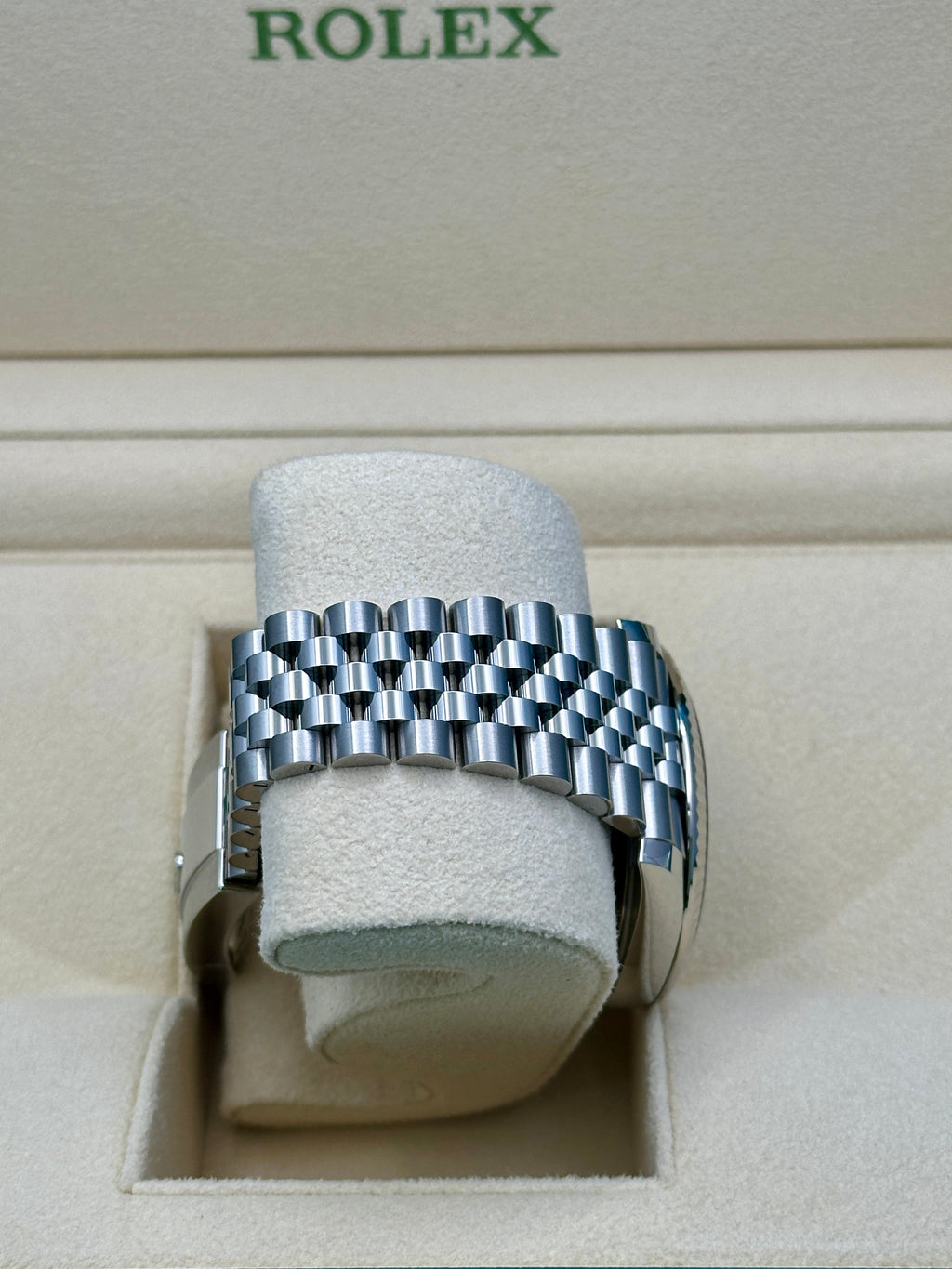 Rolex Steel and White Gold Rolesor Datejust 41  - White Index Dial - Jubilee Bracelet - 126334 wij
