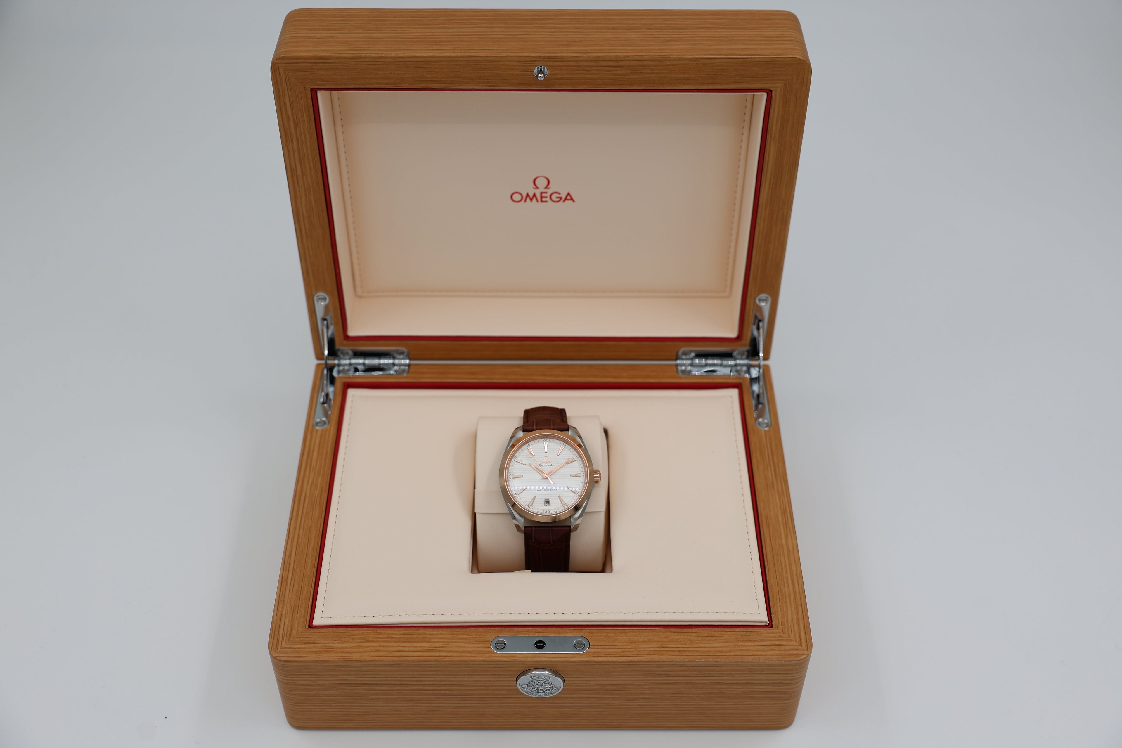 Omega - Seamaster Aqua Terra - 220.23.41.21.02.001