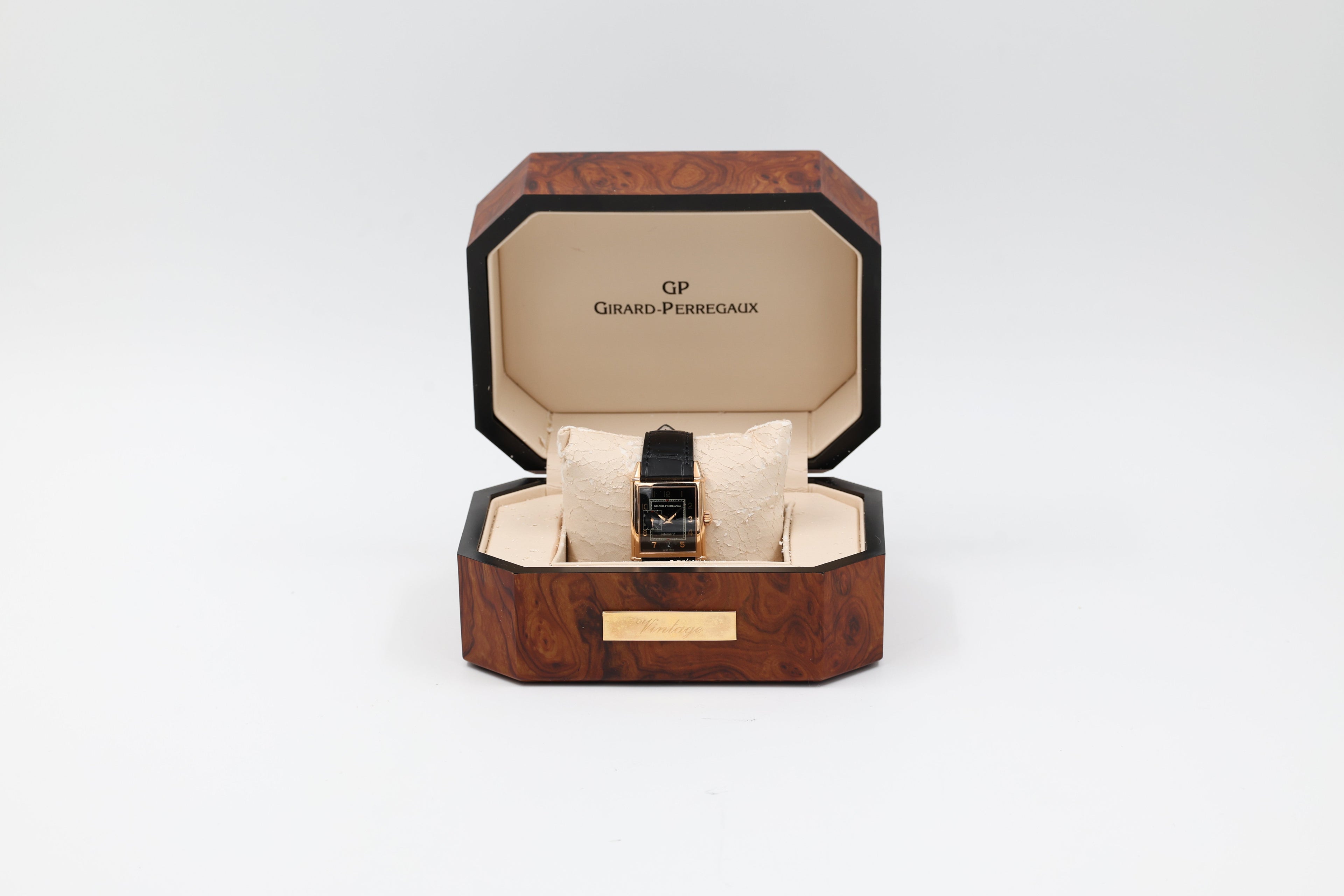 Girard-Perregaux - 1945 - Black Dial - 25960.0.52.6756 - 2002