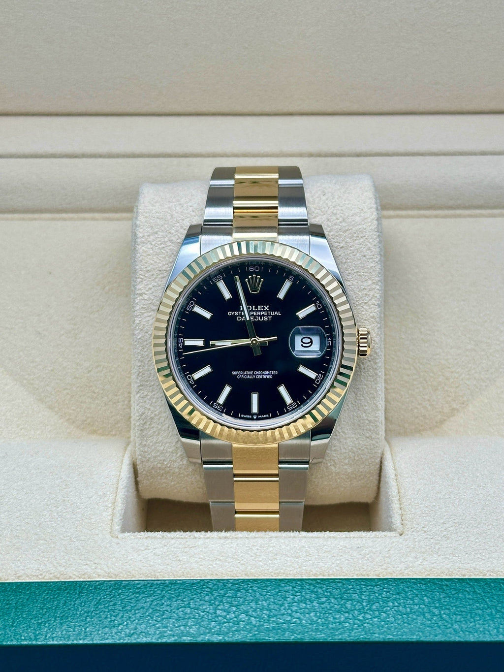 Rolex Steel and Yellow Gold Rolesor Datejust 41  - Black Index Dial - Oyster Bracelet - 126333 bkio