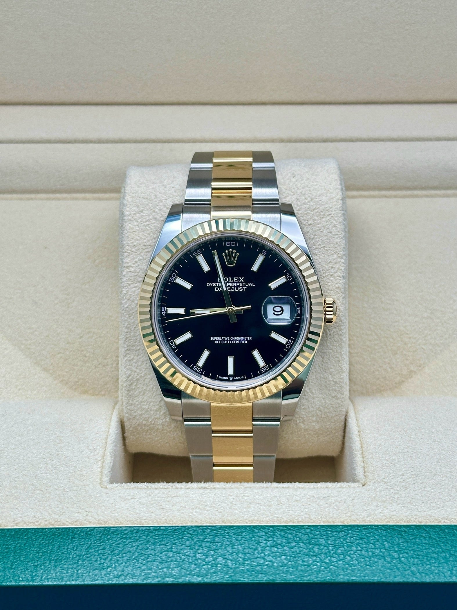 Rolex Steel and Yellow Gold Rolesor Datejust 41  - Black Index Dial - Oyster Bracelet - 126333 bkio
