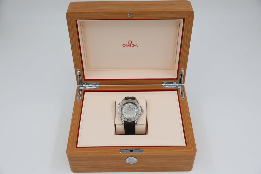 Omega - Seamaster Diver 300 - Grey Slate Dial - 210.32.42.20.06.002 - 2024