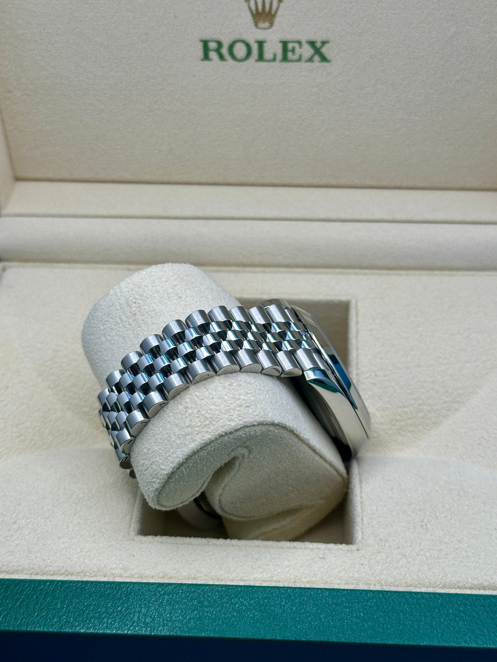 Rolex Steel Datejust 41  - Smooth Bezel - Black Index Dial - Jubilee Bracelet - 126300 bkij