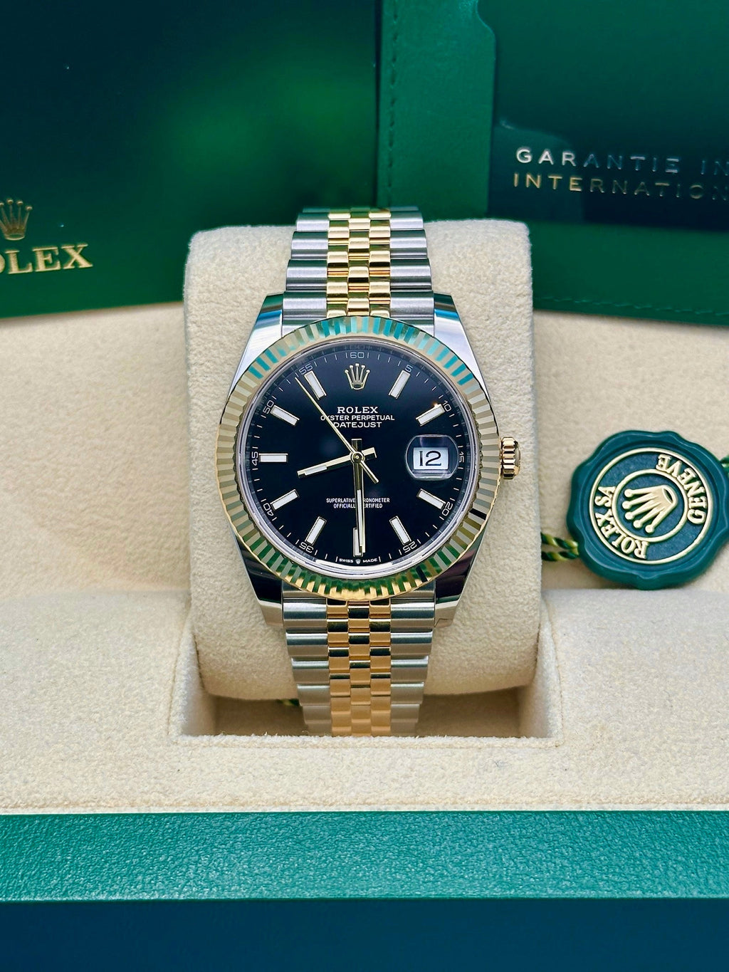 Rolex Steel and Yellow Gold Rolesor Datejust 41  - Black Index Dial - Jubilee Bracelet - 126333 bkij