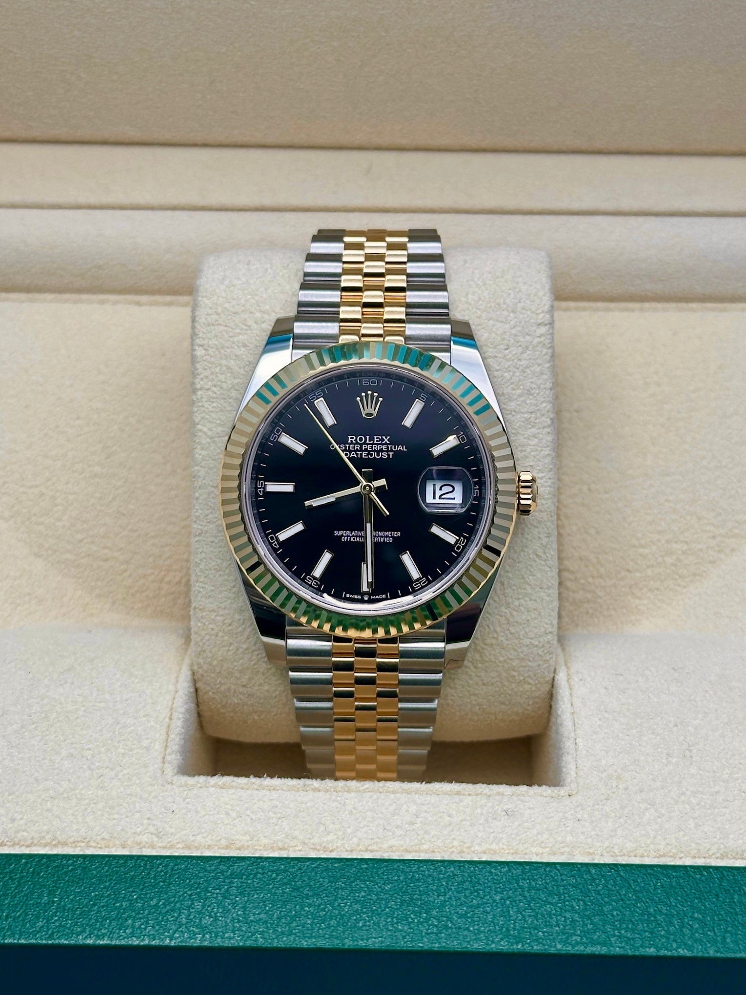 Rolex Steel and Yellow Gold Rolesor Datejust 41  - Black Index Dial - Jubilee Bracelet - 126333 bkij