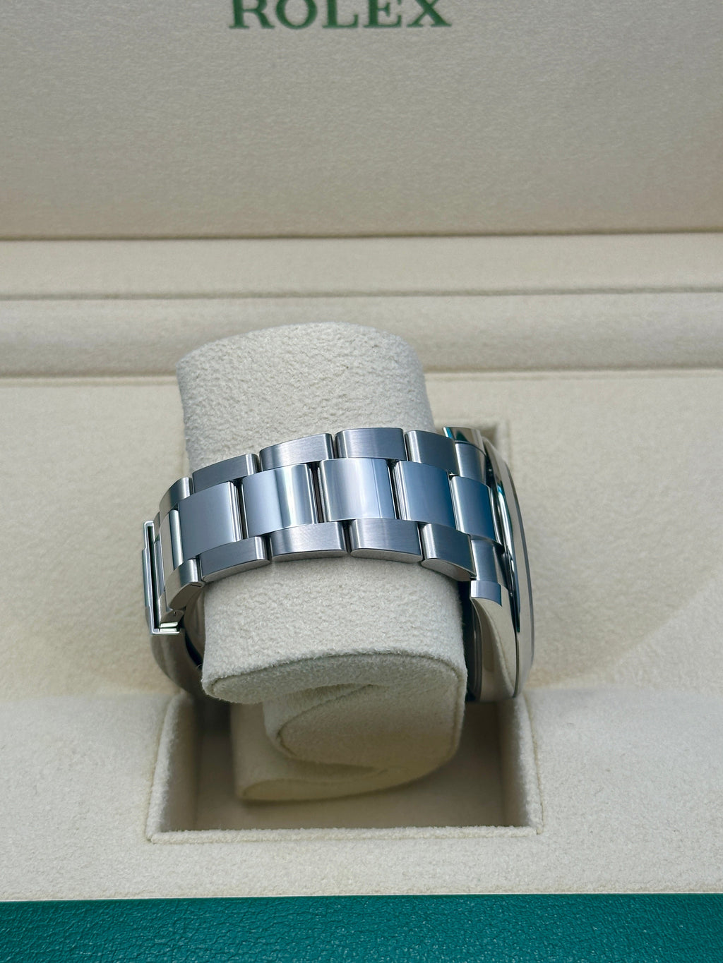 Rolex Steel Datejust 41  - Smooth Bezel - Dark Rhodium Index Dial - Oyster Bracelet - 126300 dkrio