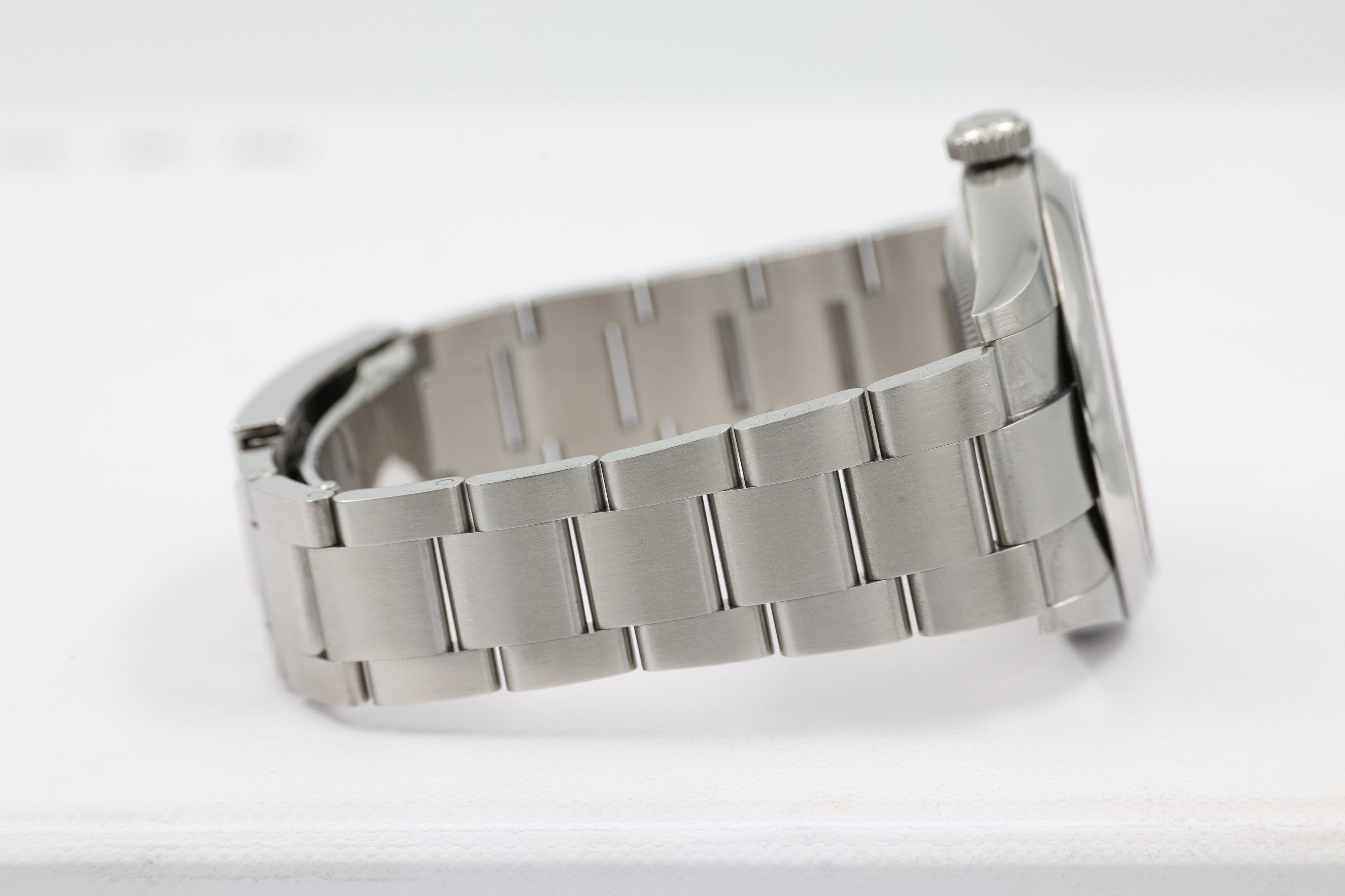 Rolex - Oyster Perpetual - Pistachio Dial - 134300 - 2025