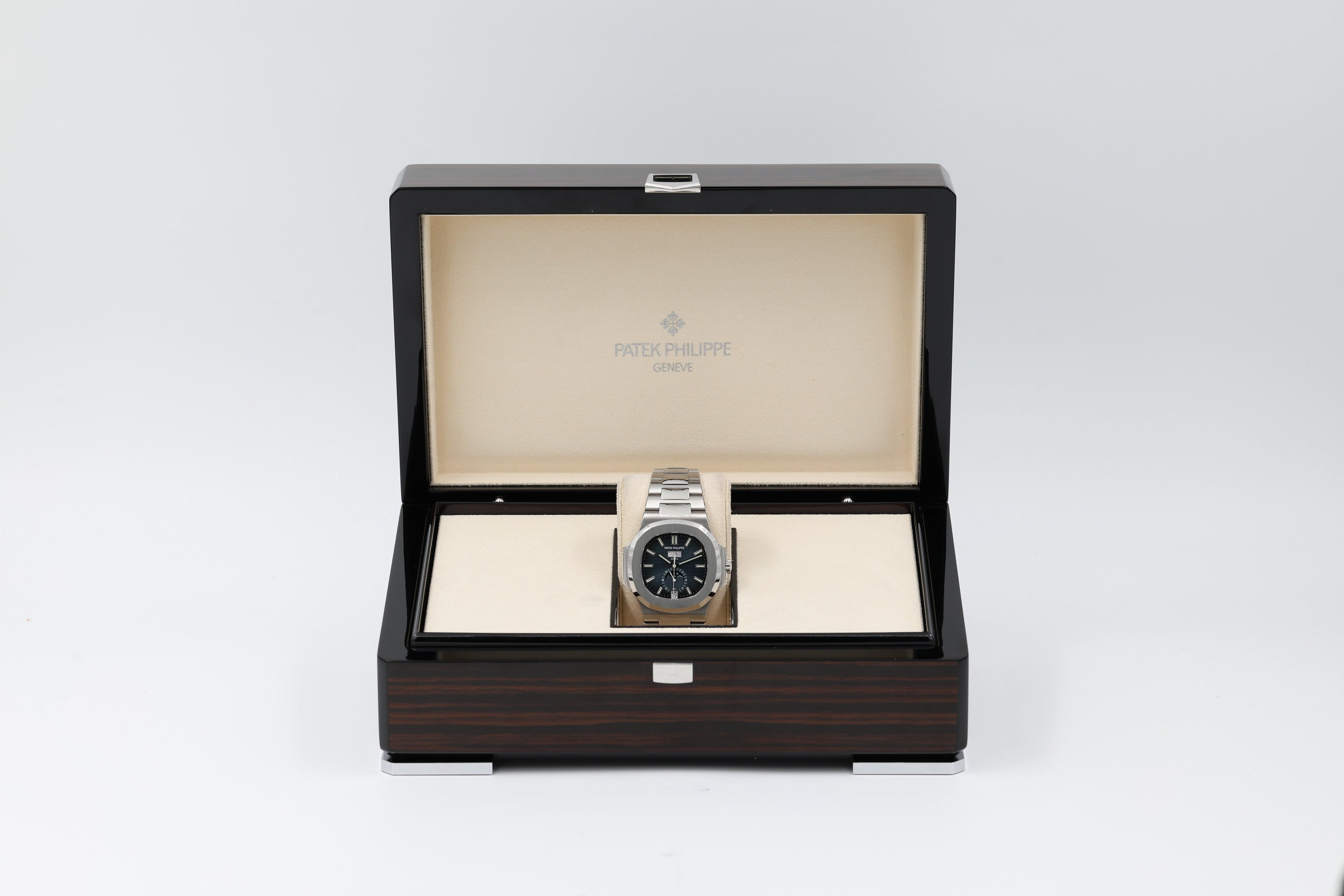 Patek Philippe - Nautilus - Blue Dial - 5726/1A - 2020