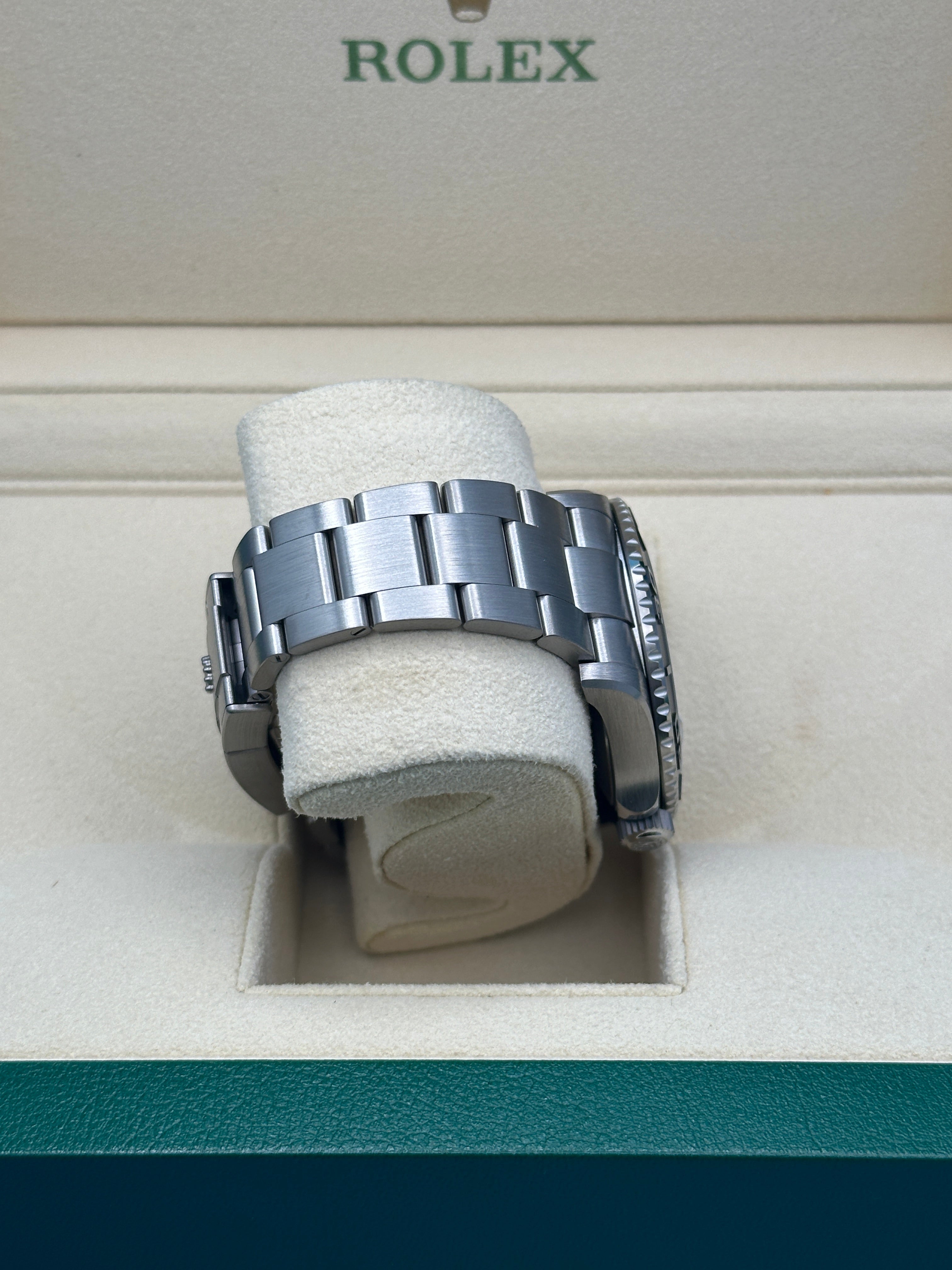 Rolex Rlx Titanium Yacht-Master 42  - Bidirectional Rotatable Bezel - Black Dial - Oyster Bracelet