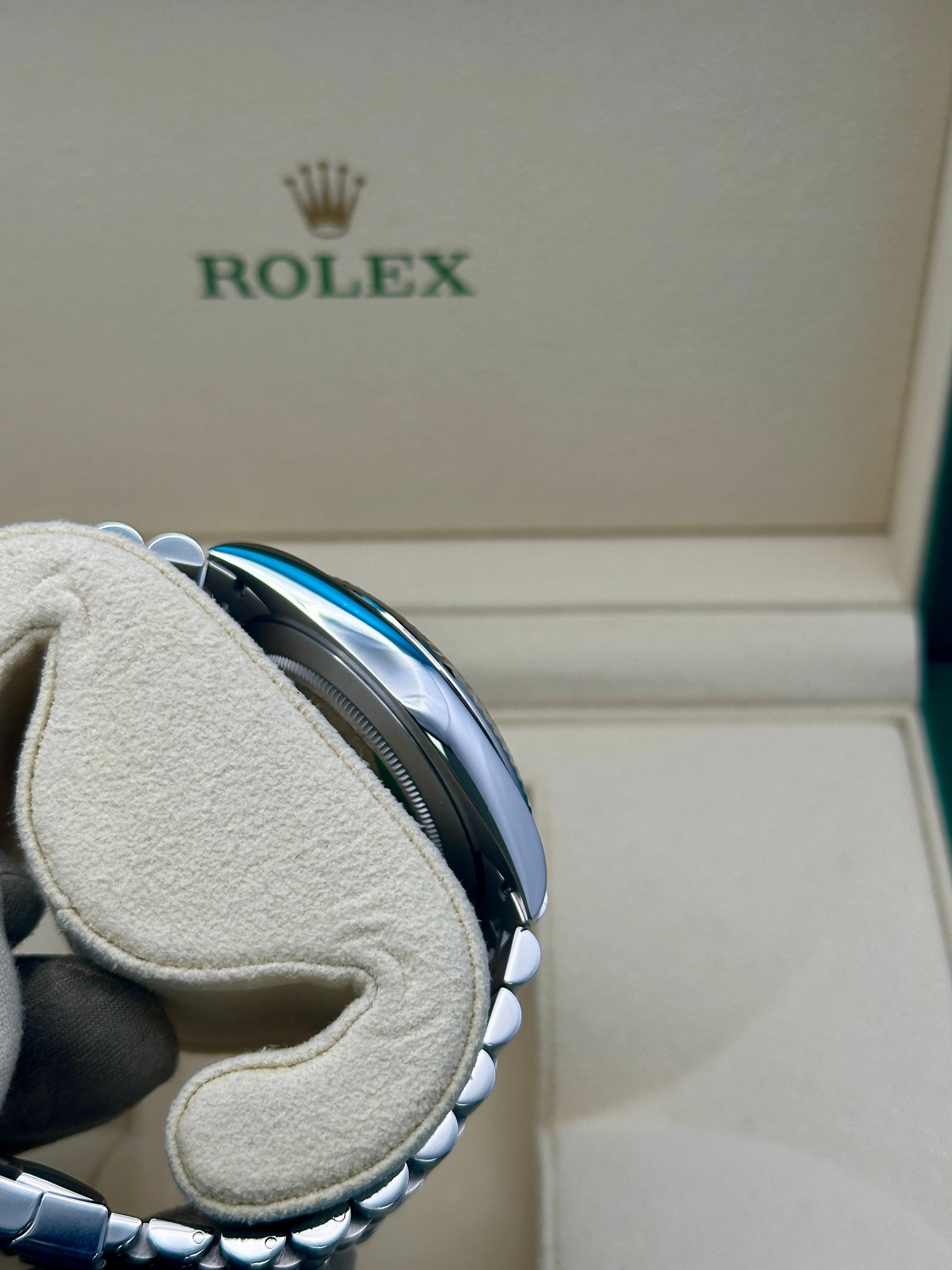 Rolex Steel and White Gold Rolesor Datejust 41  - Blue Diamond Dial - Jubilee Bracelet - 126334 bldj