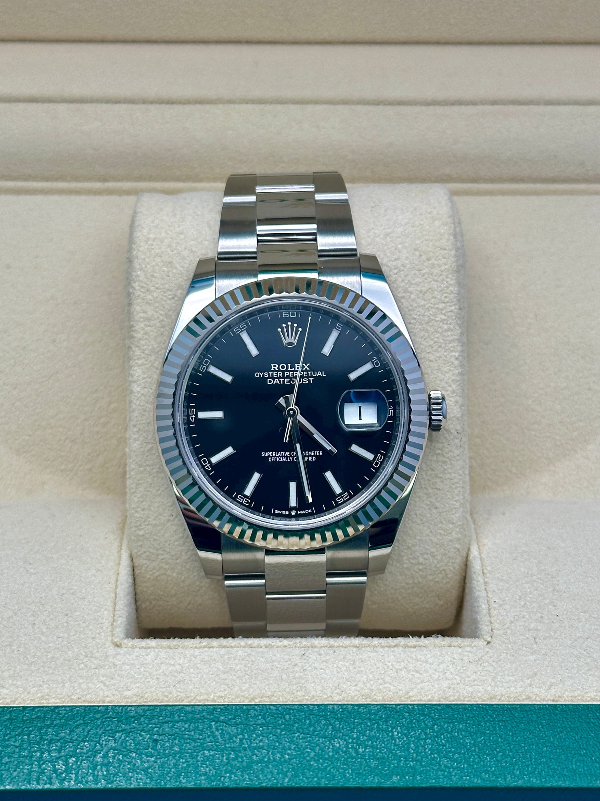 Rolex Steel and White Gold Rolesor Datejust 41  - Black Index Dial - Oyster Bracelet - 126334 bkio