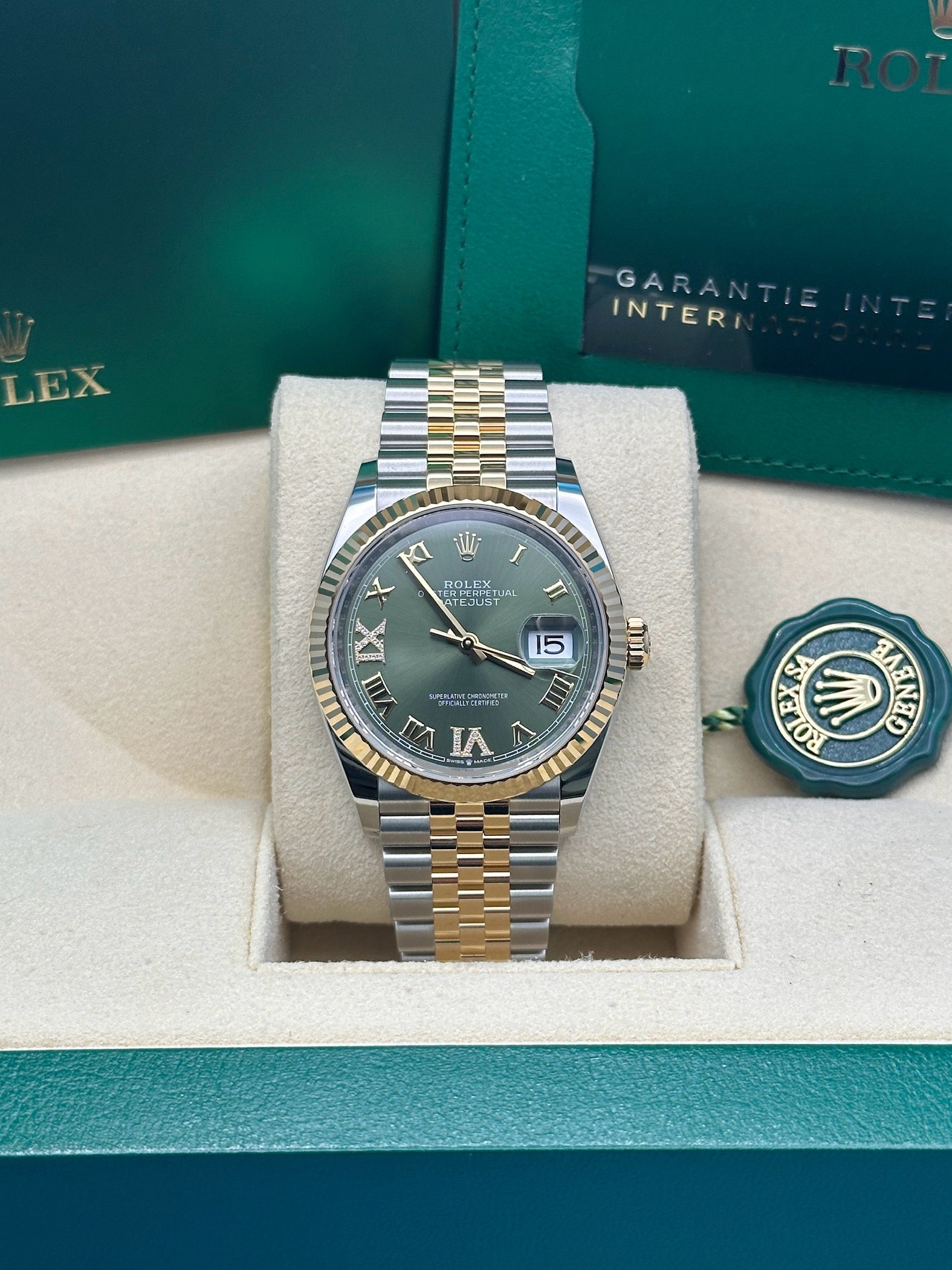 Rolex Steel and Yellow Gold Rolesor Datejust 36  - Olive Green Roman Dial - Jubilee Bracelet - 126233 ogdr69j