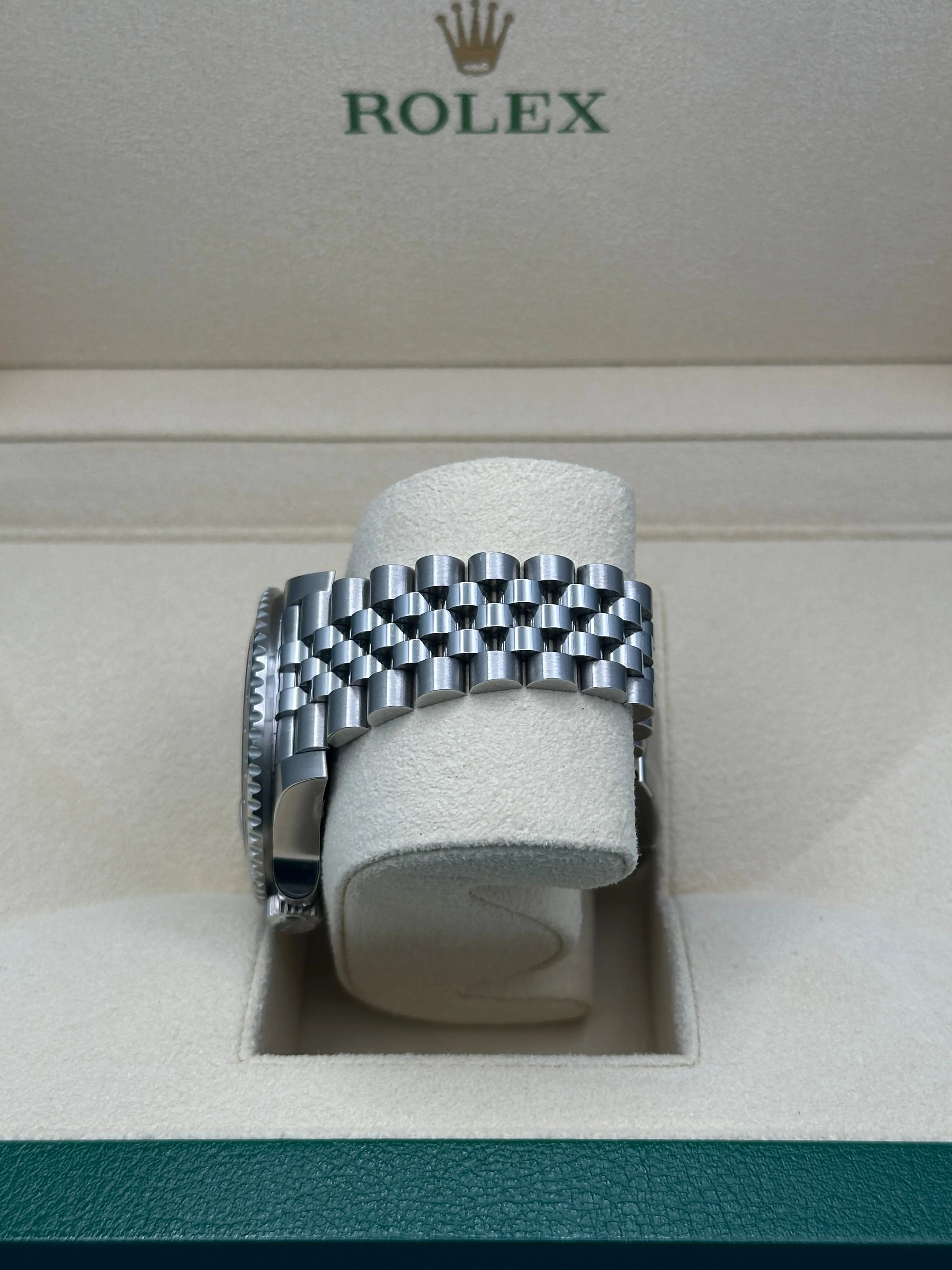 Rolex Steel GMT-Master II 40  - Black And Grey Bruce Wayne Bezel - Black Dial - Jubilee Bracelet - 126710GRNR